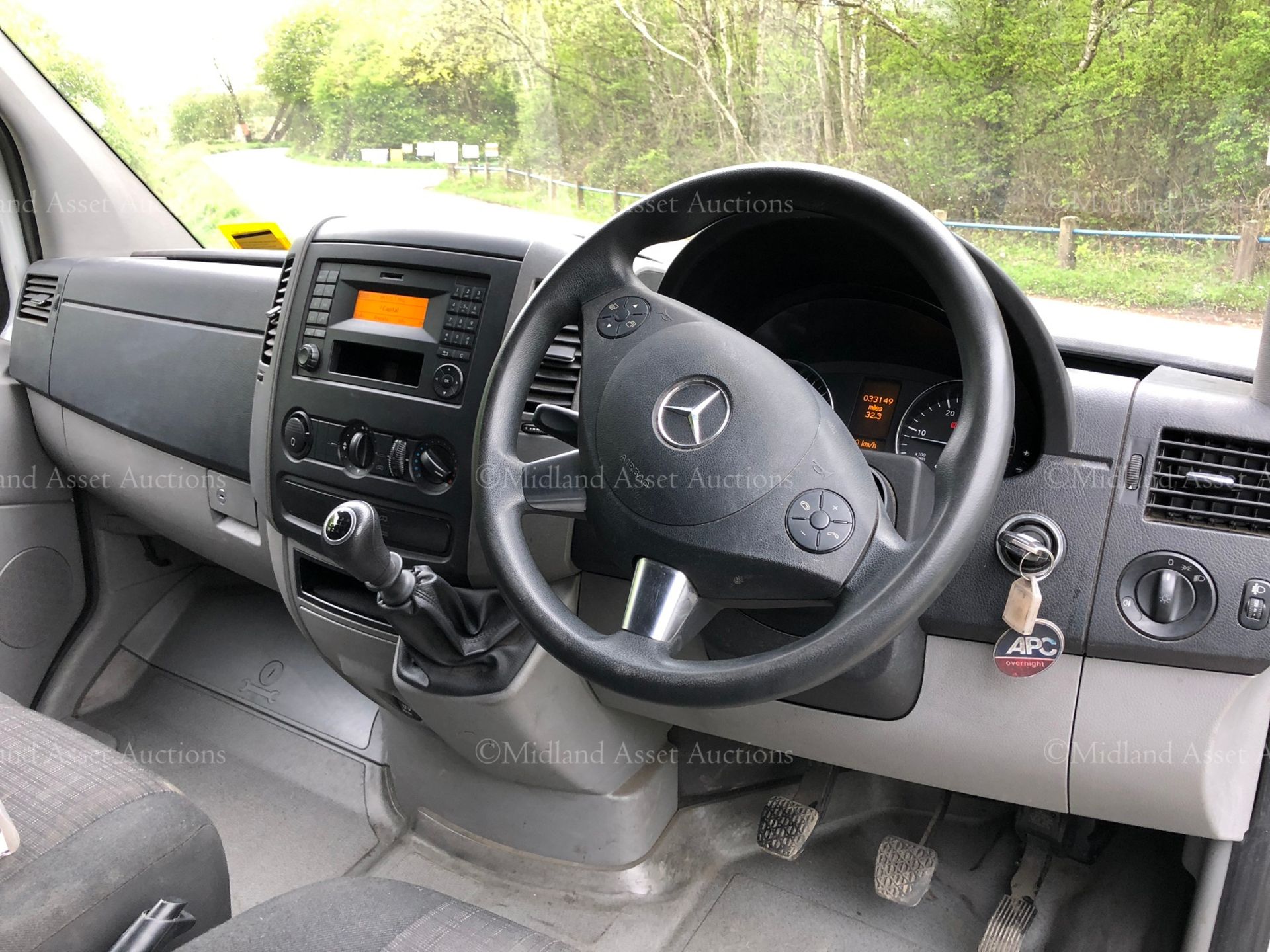 2015/65 REG MERCEDES-BENZ SPRINTER 313 CDI WHITE DIESEL PANEL VAN, SHOWING 0 FORMER KEEPERS *NO VAT* - Image 14 of 21