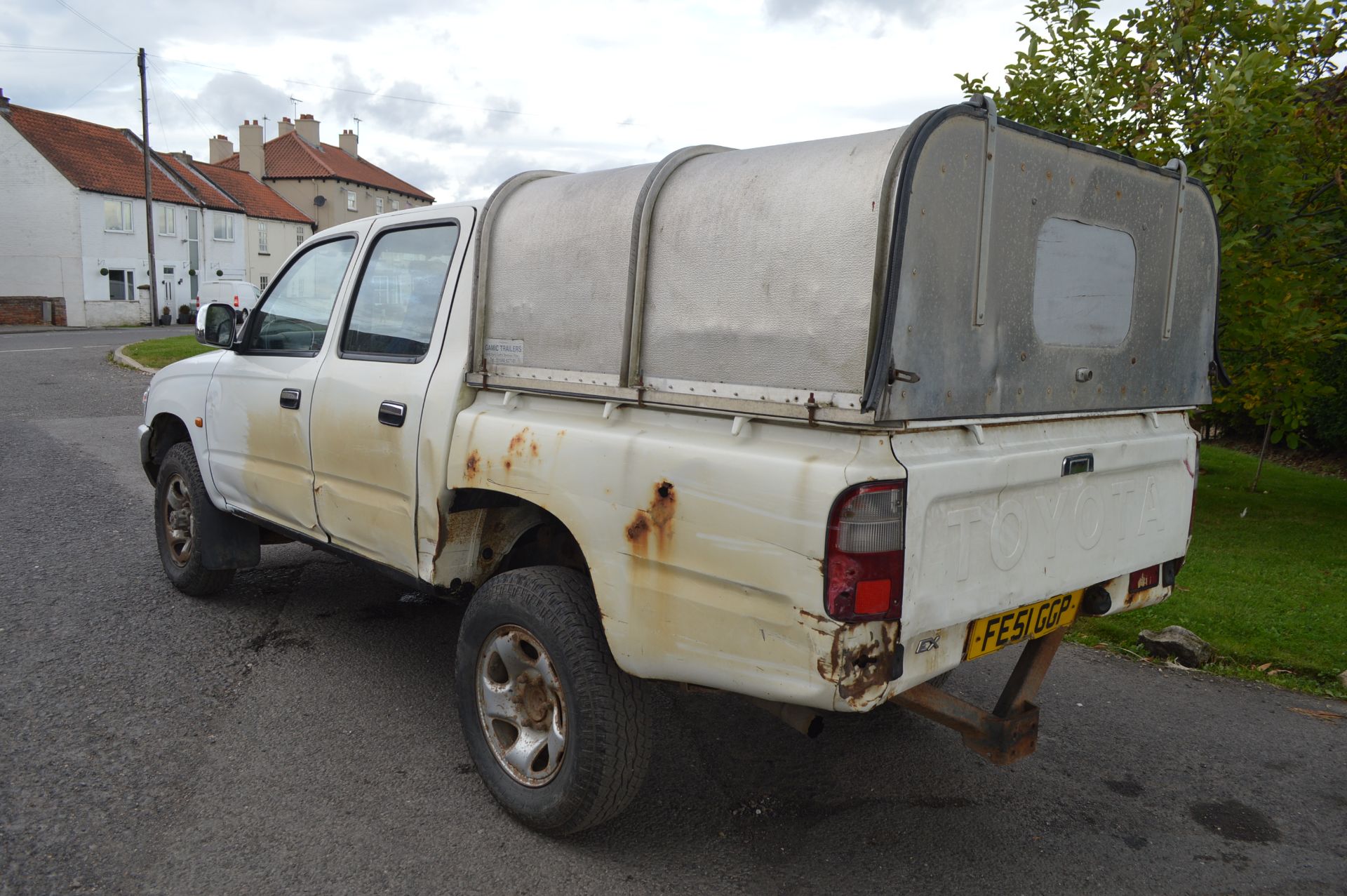 2002/51 REG TOYOTA HI-LUX 4X4 EX TURBO DIESEL, SHOWING 1 FORMER KEEPER - Image 4 of 14