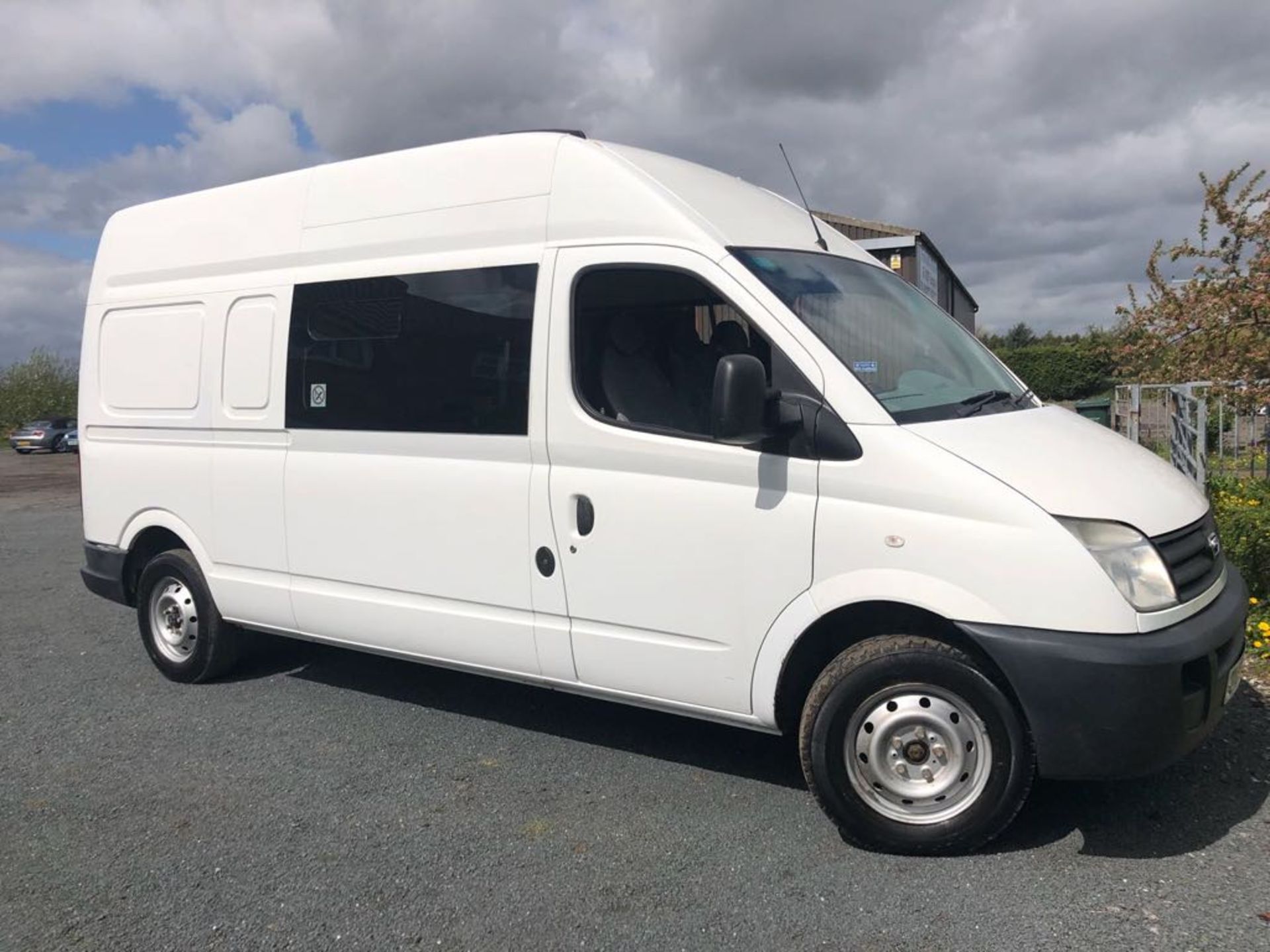 2009/09 REG LDV MAXUS 3.5T 120 LWB DIESEL WELFARE VAN WITH TOILET, HANDWASH, 8 SEATS ETC *NO VAT*