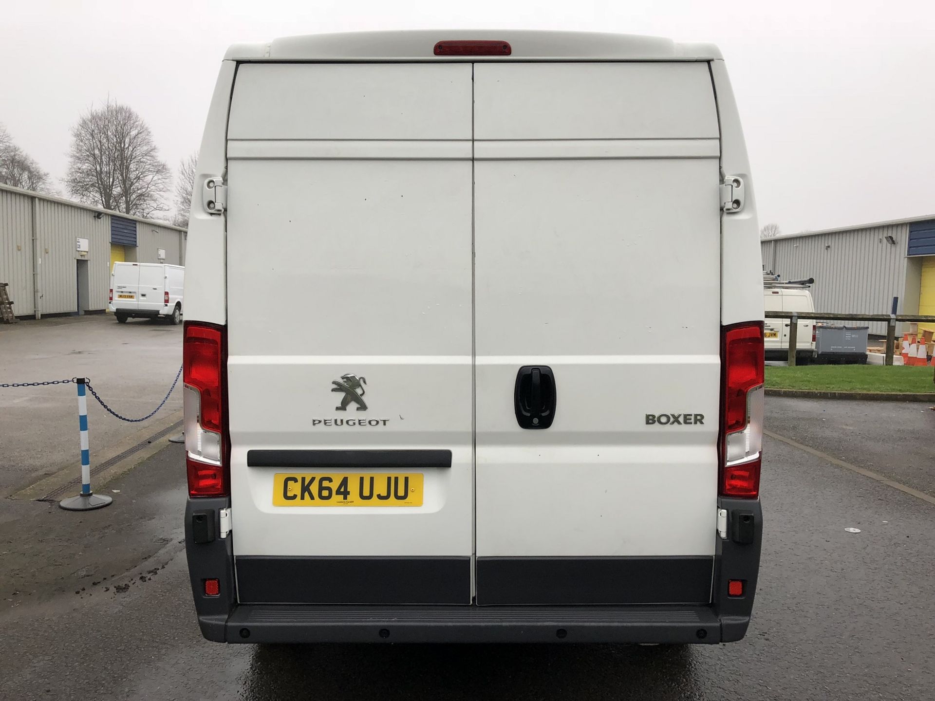 2014/64 REG PEUGEOT BOXER 335 PROFESSIONAL L2 DIESEL PANEL VAN, SHOWING 1 FORMER KEEPER *NO VAT* - Image 5 of 16