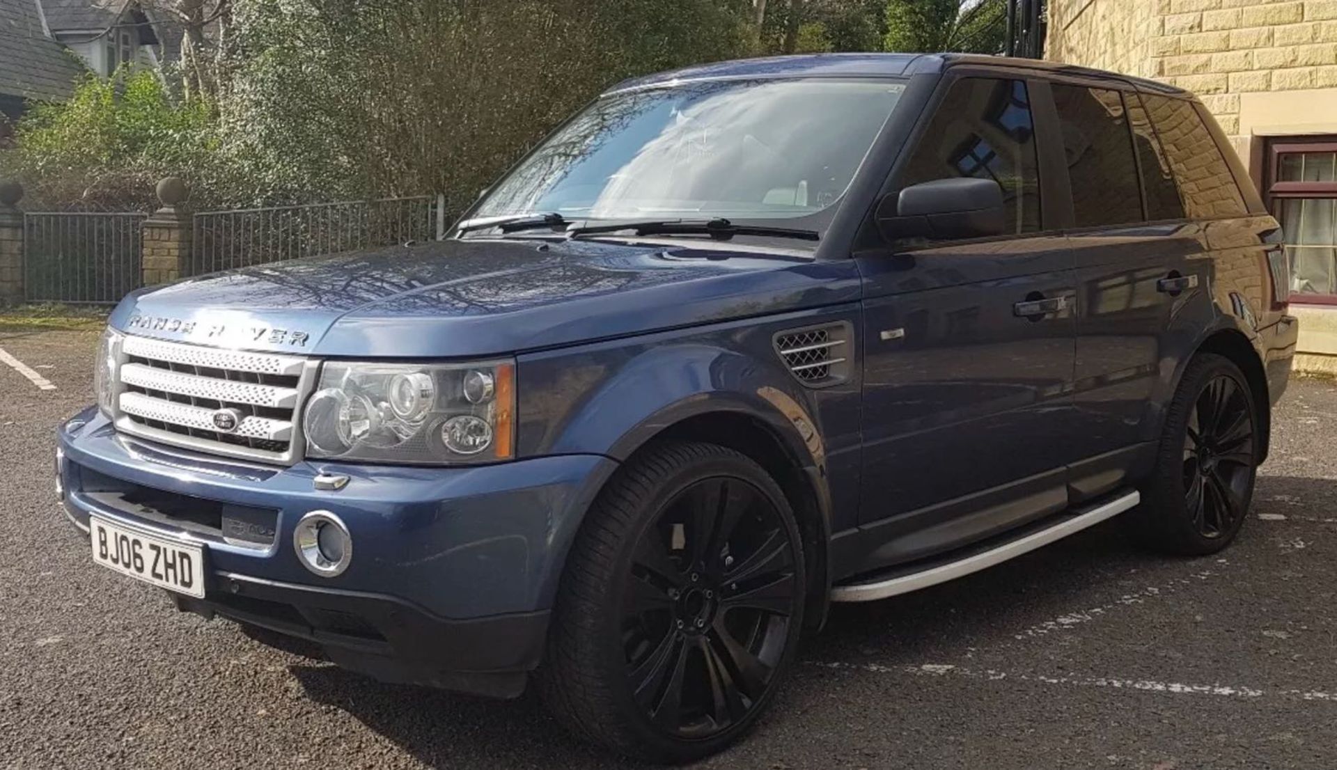 2006/06 REG LAND ROVER RANGE ROVER SPORT V8 SUPER CHARGED STD AUTOMATIC *NO RESERVE* - Image 2 of 11