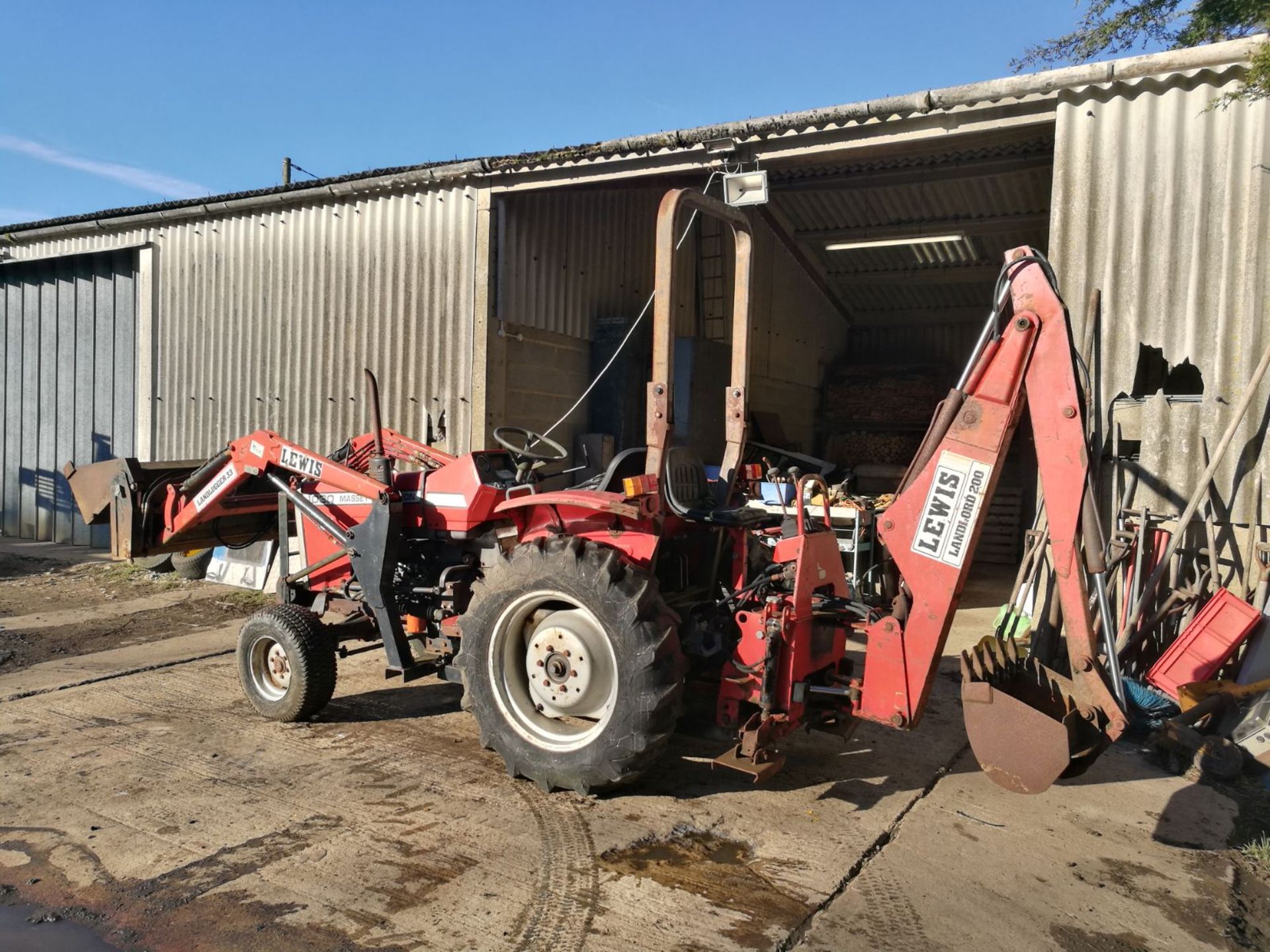 MASSEY FERGUSON 1030 COMPACT TRACTOR *PLUS VAT* - Image 2 of 8