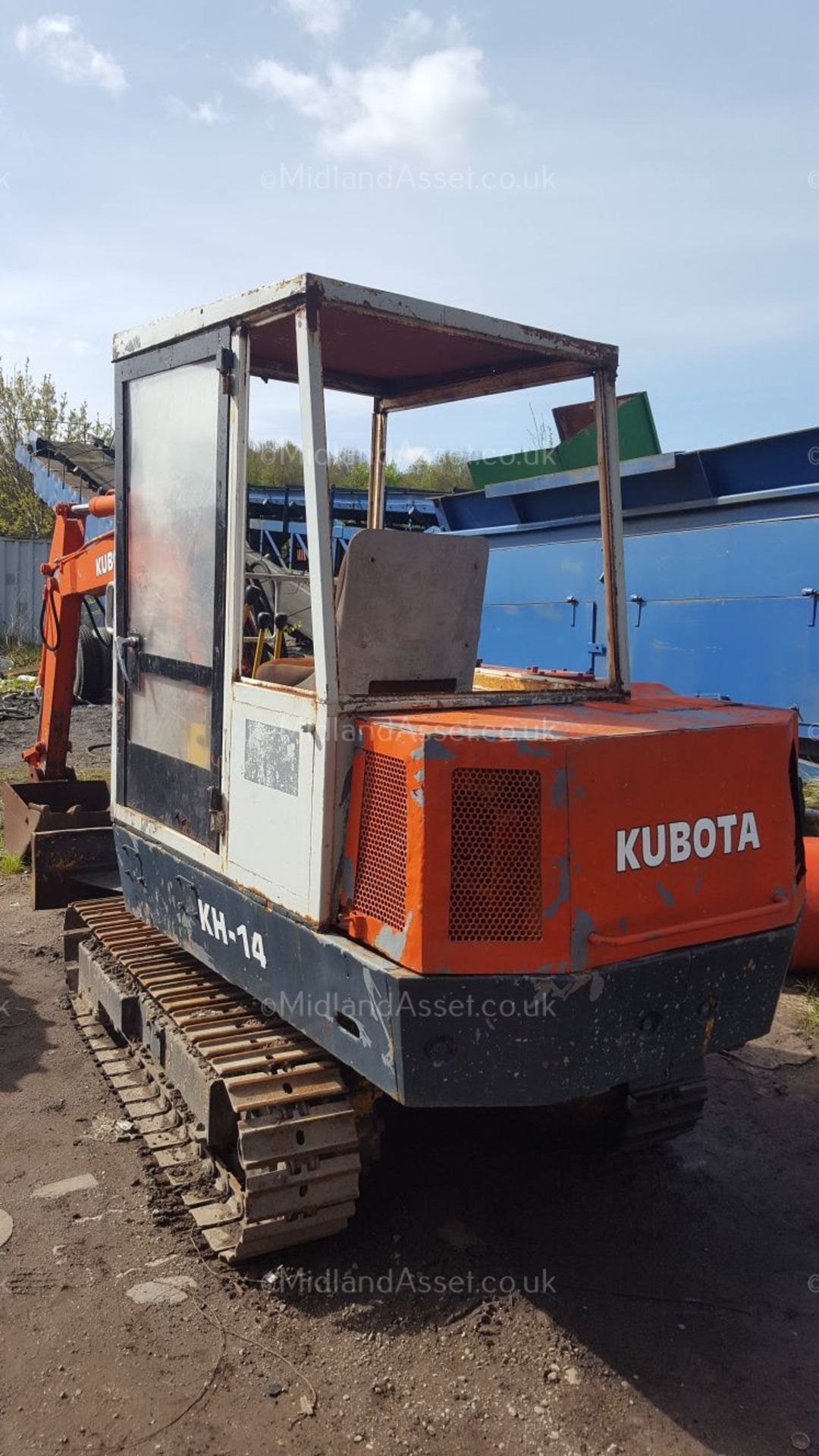 CIRCA 1990 KUBOTA KH14 3.5 TONNE TRACKED MINI DIGGER / EXCAVATOR, COMES WITH 2 BUCKETS *PLUS VAT* - Image 8 of 12