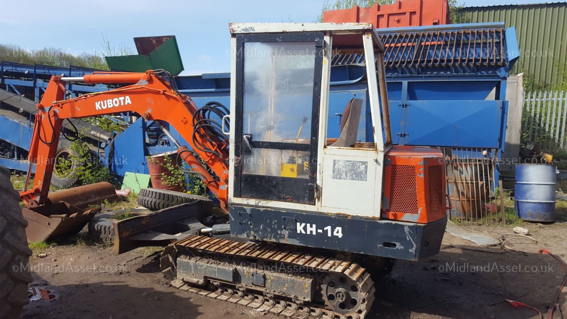 CIRCA 1990 KUBOTA KH14 3.5 TONNE TRACKED MINI DIGGER / EXCAVATOR, COMES WITH 2 BUCKETS *PLUS VAT*