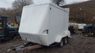 TWIN AXLE TOWABLE INDESPENSION TOWaVAN BOX TRAILER *PLUS VAT*