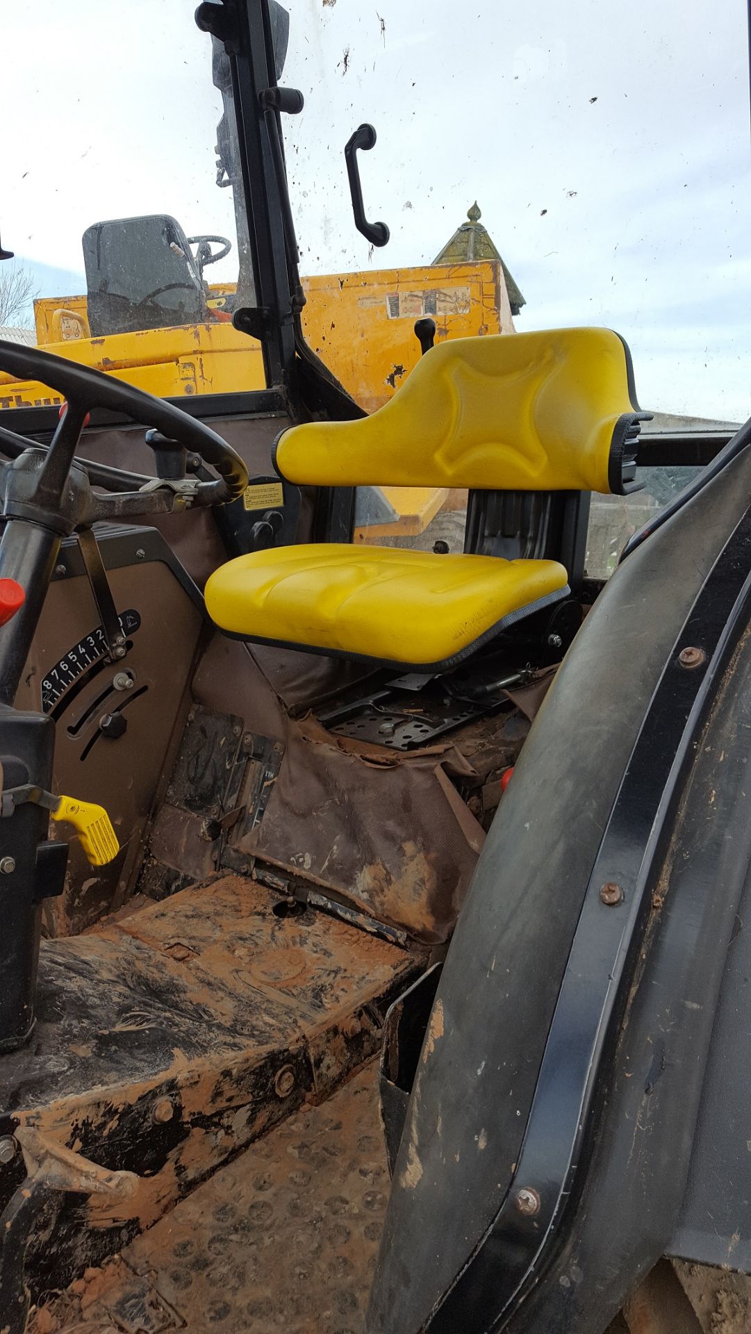 1993 JOHN DEERE 1950 4WD GREEN/YELLOW DIESEL AGRICULTURAL TRACTOR *PLUS VAT* - Image 9 of 13