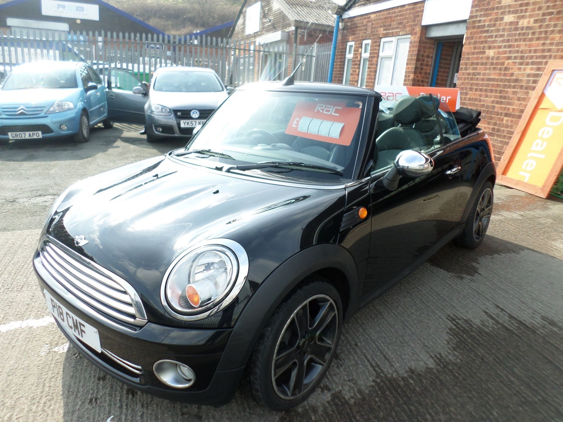 2009/59 REG MINI COOPER BLACK PETROL CONVERTIBLE, FULL SERVICE HISTORY *NO VAT* - Image 2 of 9