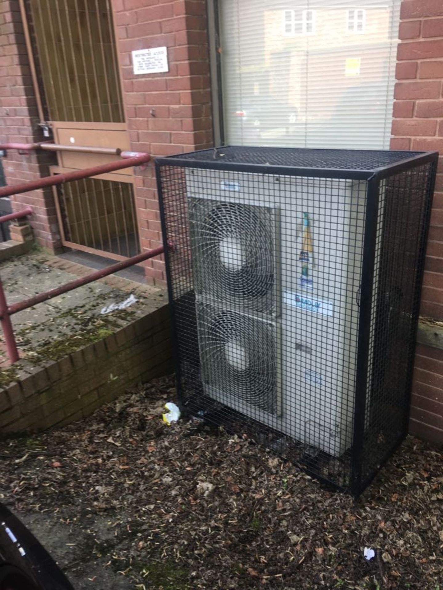 LOTS OF AIR CONDITIONING UNITS TOSHIBA AND HITACHI -etc INSIDE AND OUT - OFFERS ONLY NO BIDS
