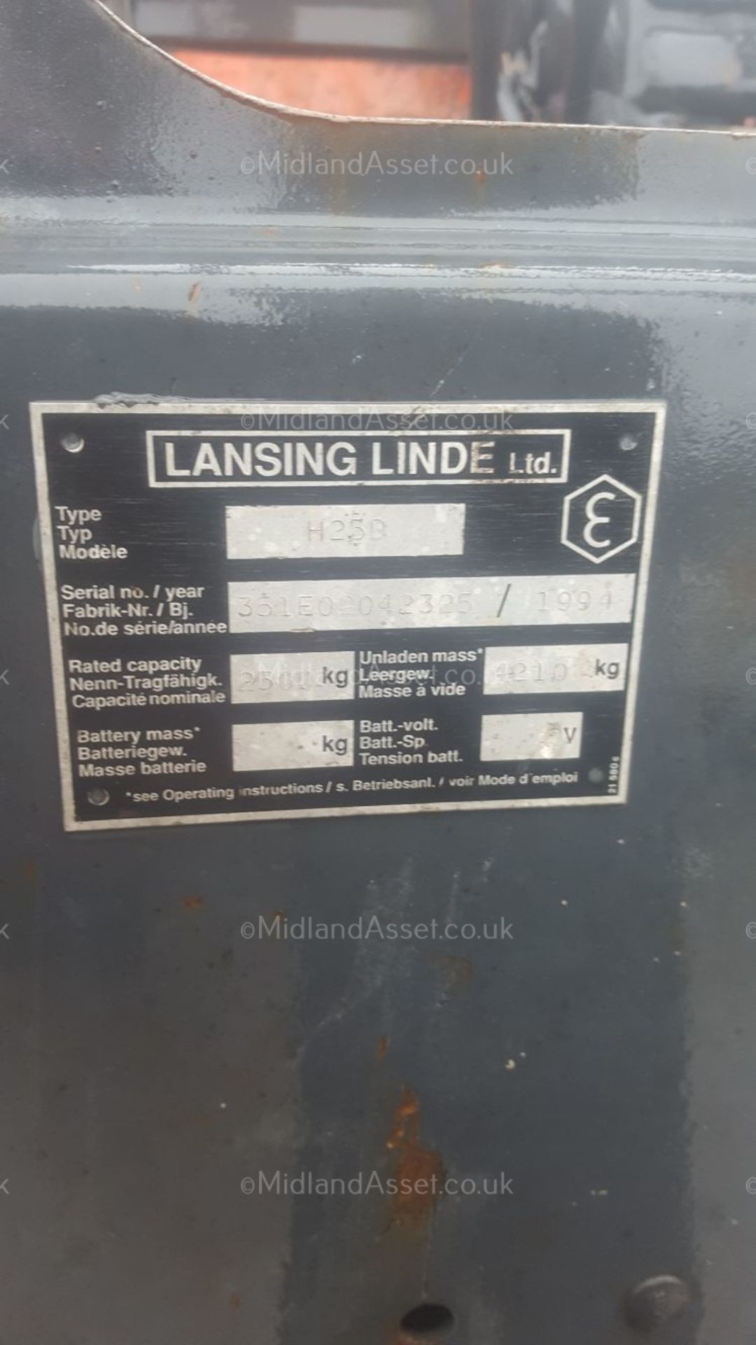 1994 LINDE H25D FLT FORKLIFT, STARTS, DRIVES AND LIFTS. 2.5 TON CAPACITY, LIGHT BEACONS *PLUS VAT* - Image 6 of 7