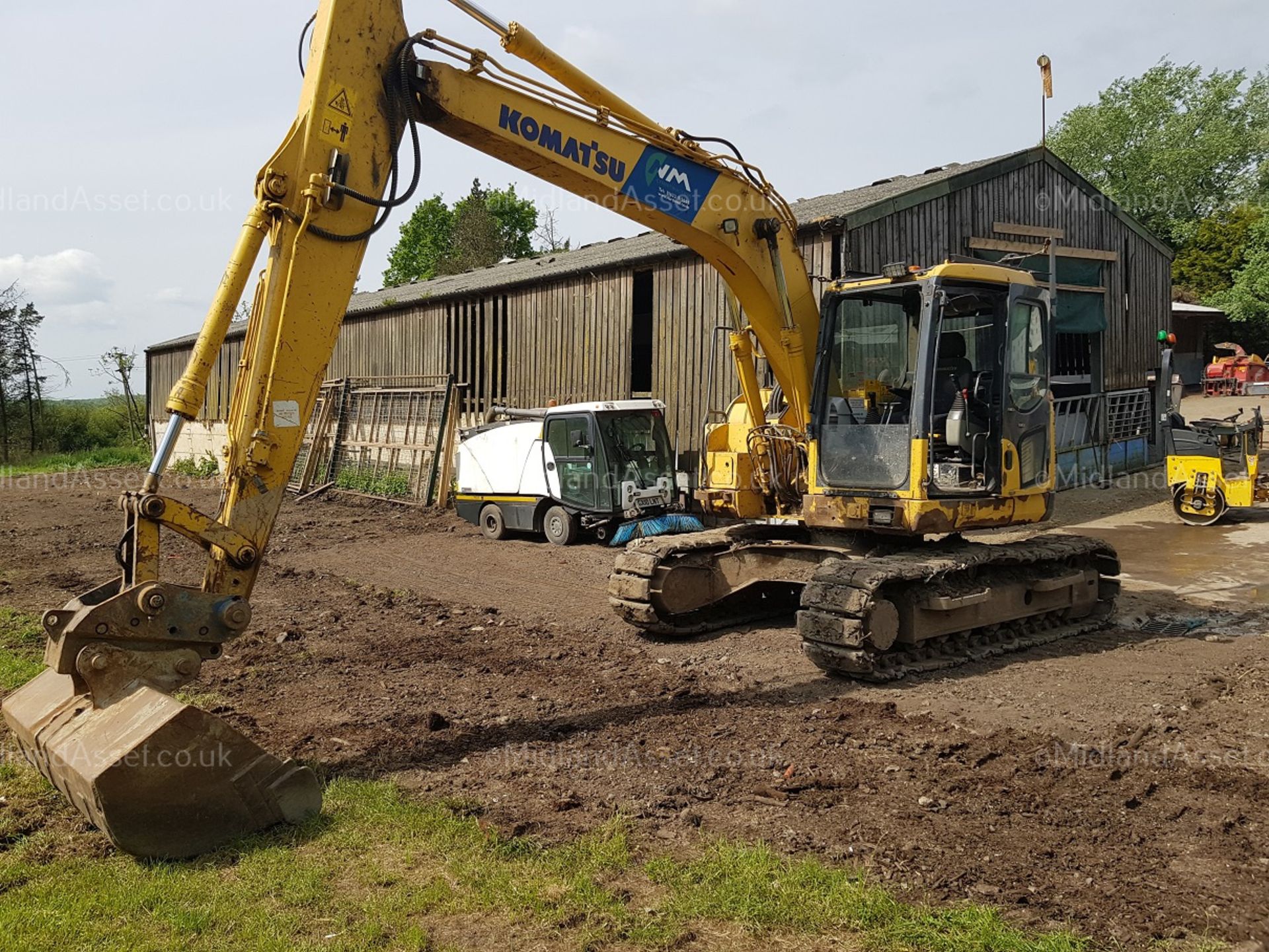 2007 KOMATSU 954 TRACKED DIGGER / EXCAVATOR, STARTS, DRIVES AND DIGS *PLUS VAT*