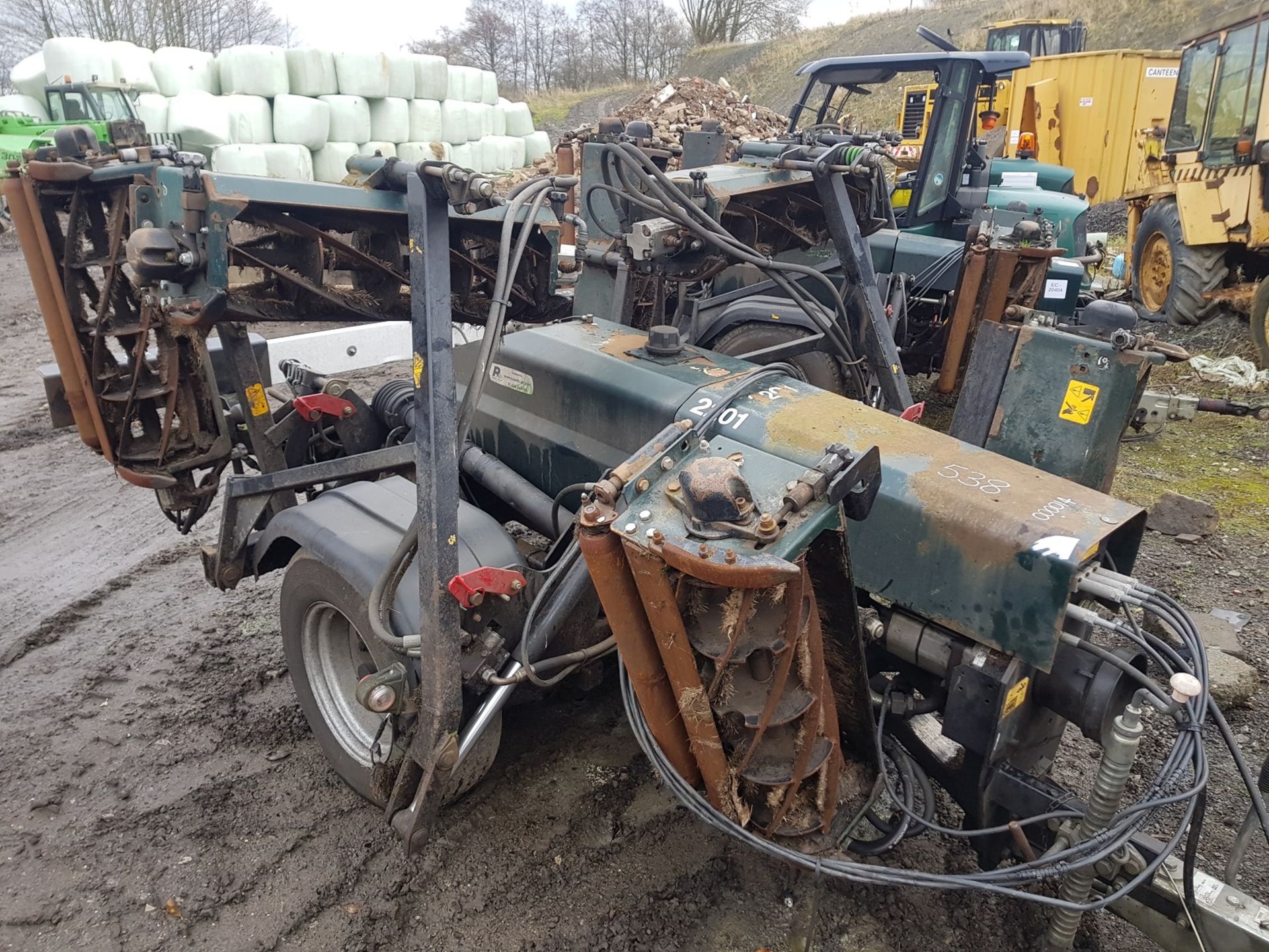 2008 HAYTER TM749 TRAILED GANG MOWER, WEIGHT: 1110KG *PLUS VAT*