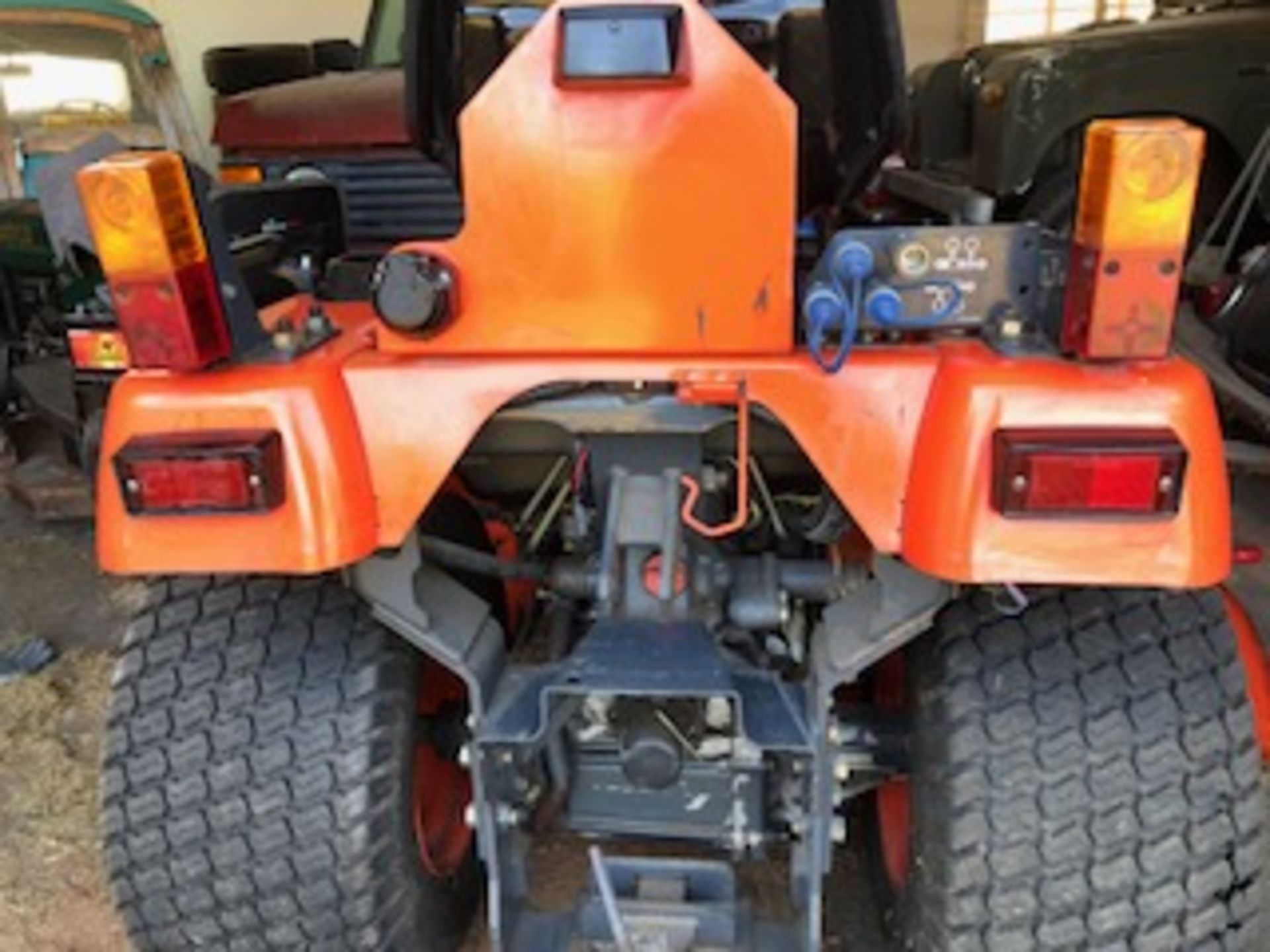 2000 KUBOTA BX COMPACT TRACTOR IN VERY GOOD CONDITION 54" HD CUTTING DECK *PLUS VAT* - Image 2 of 9