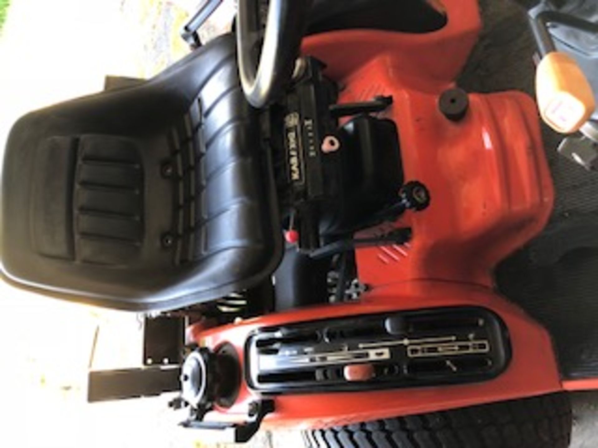 2000 KUBOTA BX COMPACT TRACTOR IN VERY GOOD CONDITION 54" HD CUTTING DECK *PLUS VAT* - Image 3 of 9