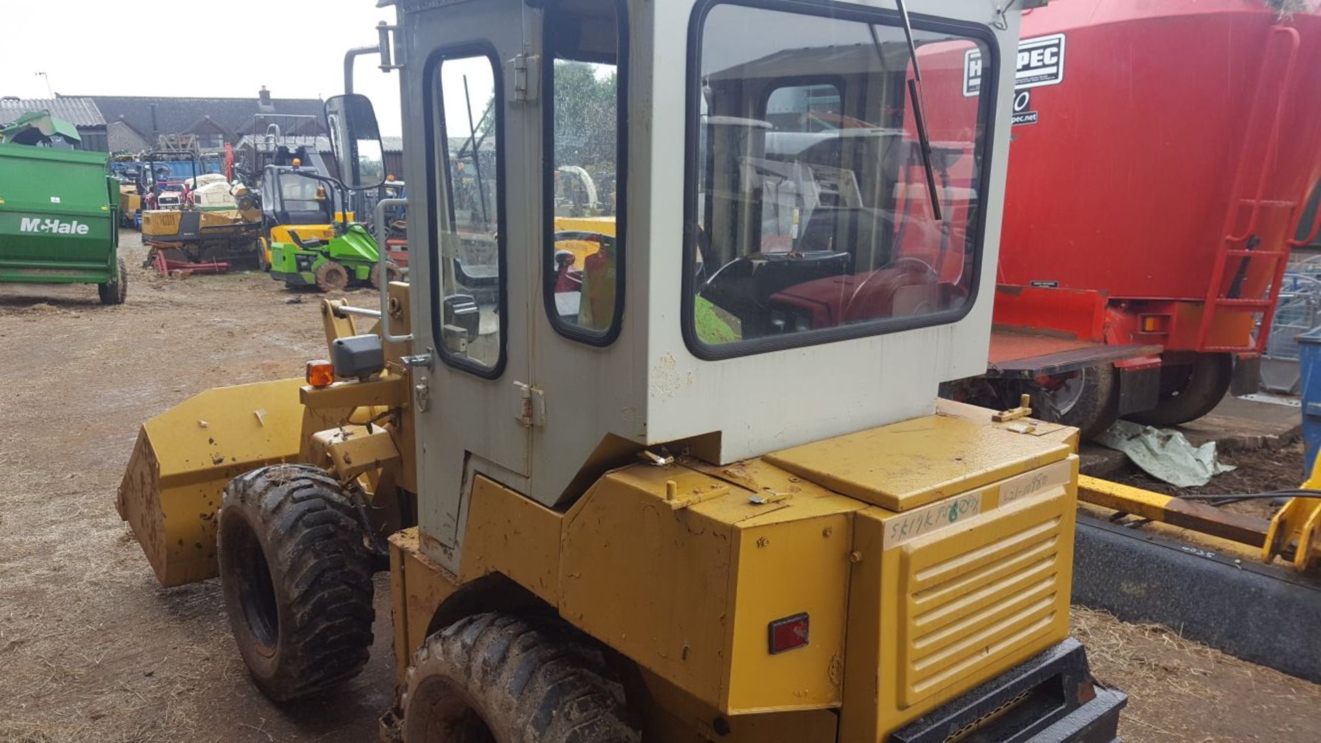 YEAR UNKNOWN YANMAR Y21WA LOADING SHOVEL 4WD, STARTS, DRIVES & LIFTS *PLUS VAT* - Image 9 of 10