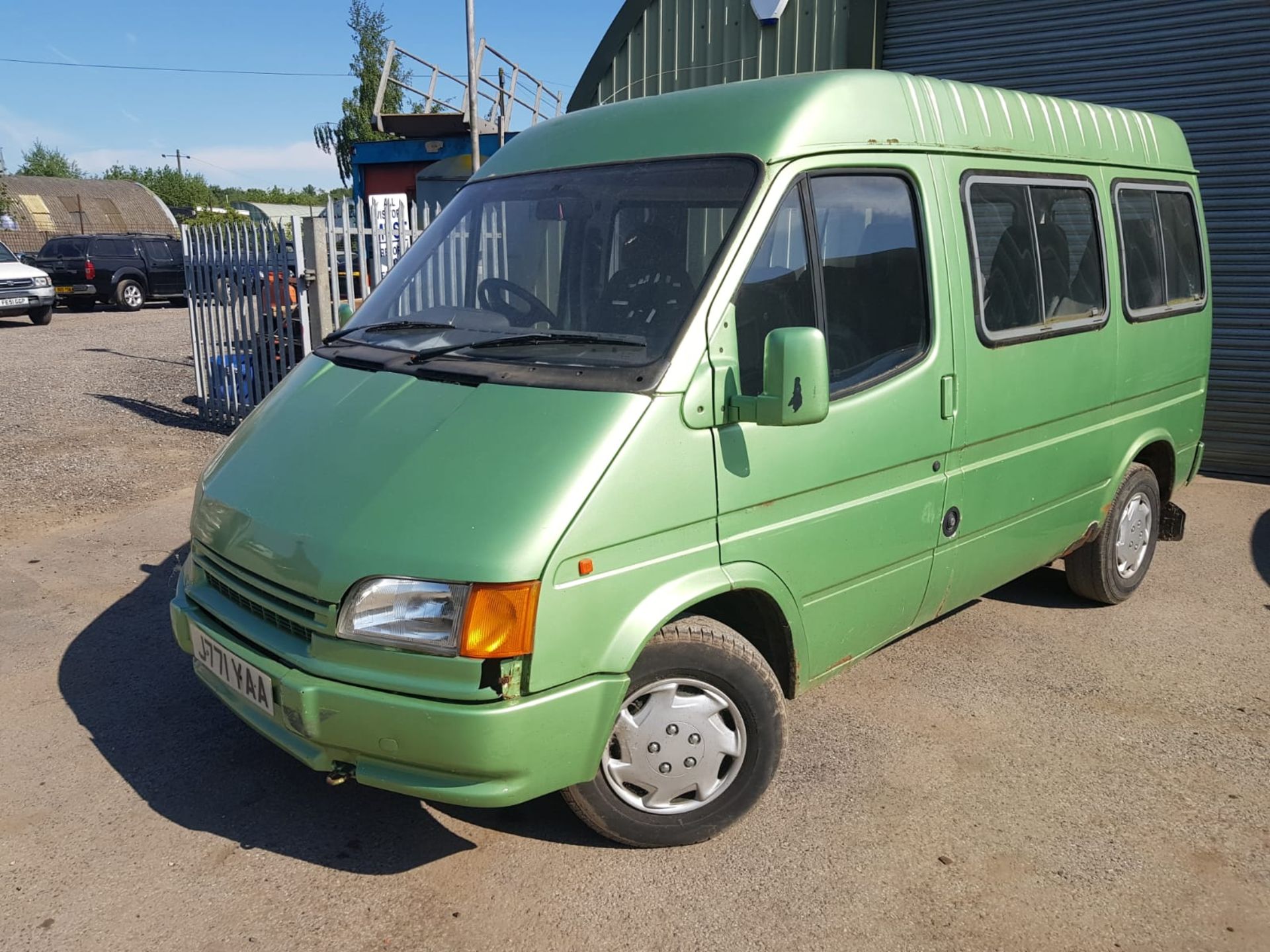 1992/J REG FORD TRANSIT CREW BUS 2.5 DIESEL ENGINE GREEN MINIBUS *NO VAT* - Image 2 of 10