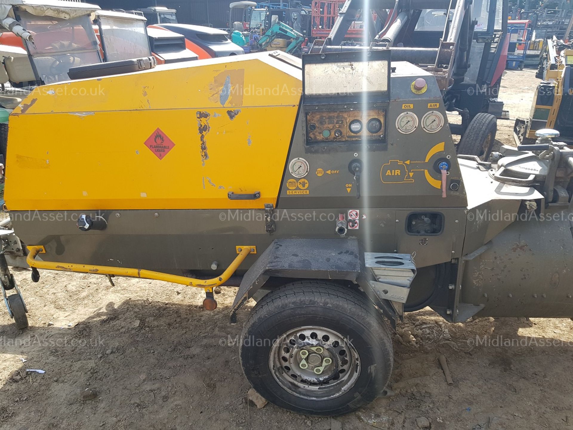 2012 SINGLE AXLE TOWABLE TURBOSOL CONCRETE PUMP, STARTS, RUNS AND PUMPS *PLUS VAT* - Image 3 of 9