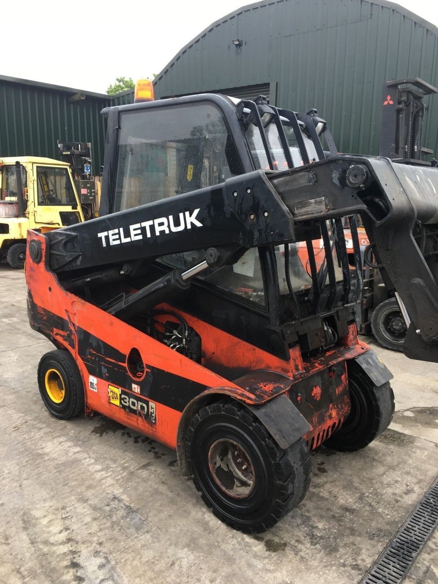 JCB TELETRUK 30D FORKLIFT, Year 2003, 3 TONNE, DIESEL *PLUS VAT*