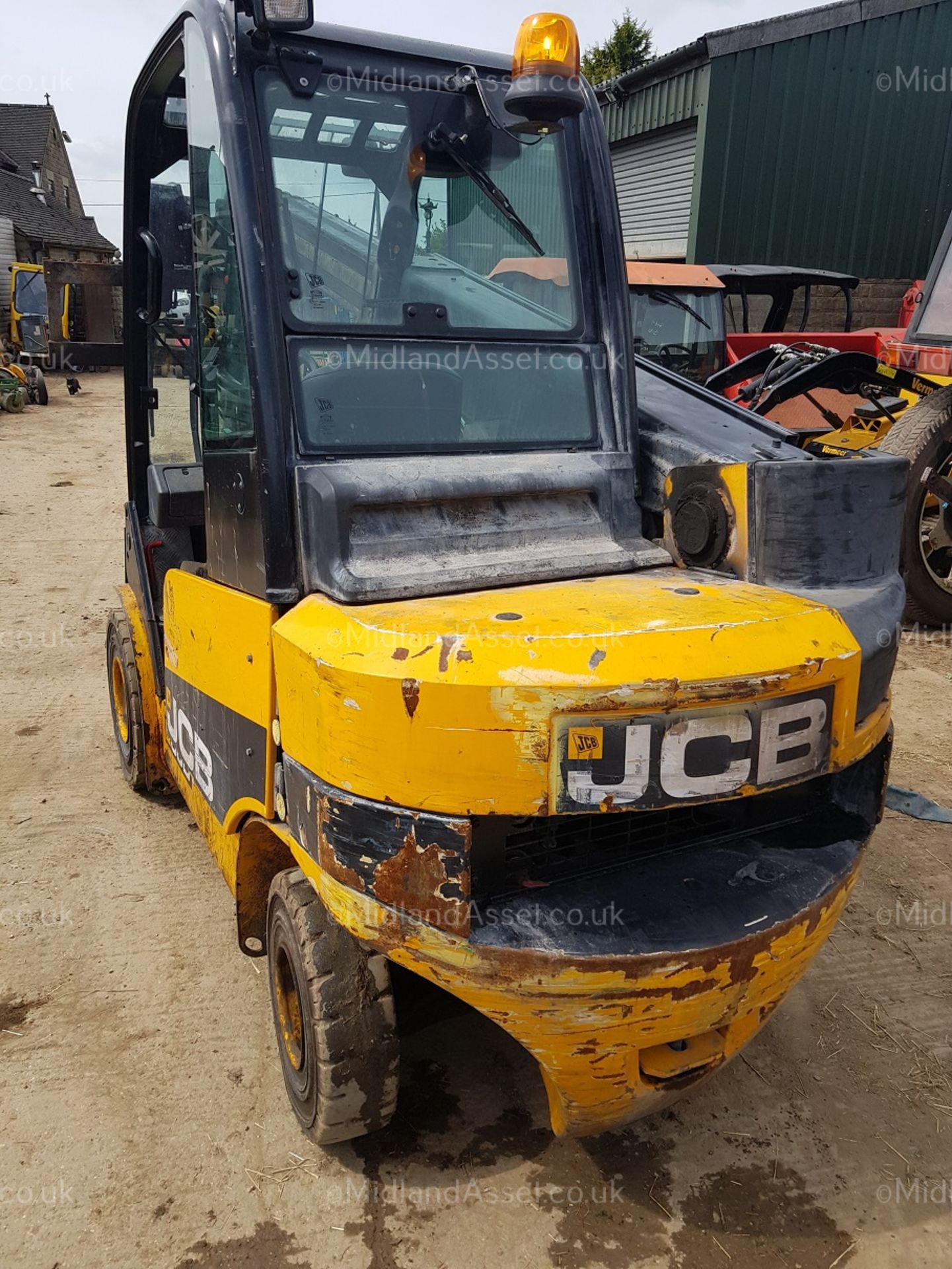 2013 JCB 30D TELETRUK, STARTS, DRIVES AND LIFTS, SHOWING 5,597 HOURS *PLUS VAT* - Image 6 of 13