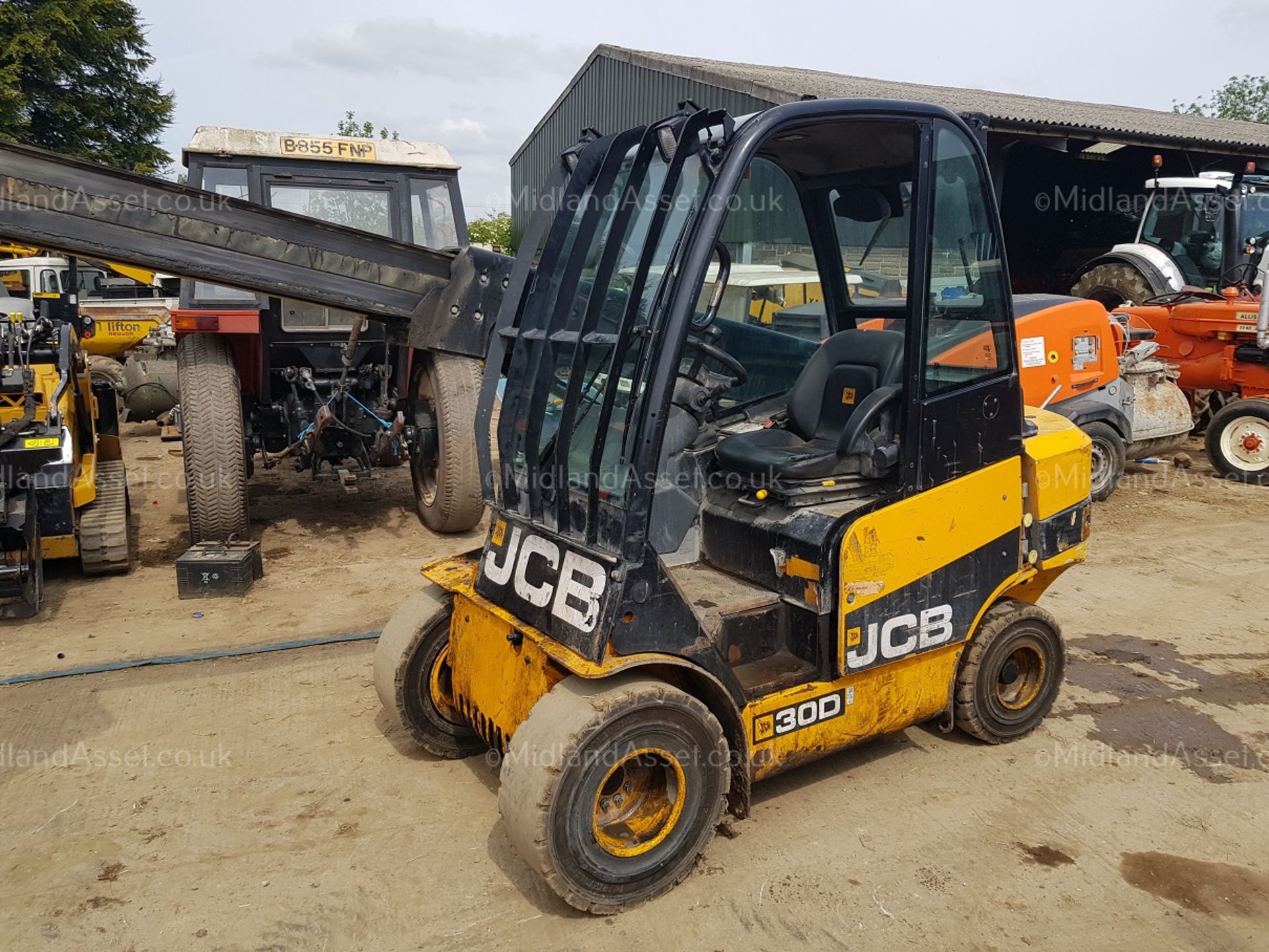 2013 JCB 30D TELETRUK, STARTS, DRIVES AND LIFTS, SHOWING 5,597 HOURS *PLUS VAT* - Image 2 of 13