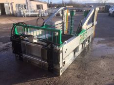 2015 WILFRED SCRUTON SPREADER BALE MAXI GALVANISED - NEARLY NEW CONDITION *PLUS VAT*