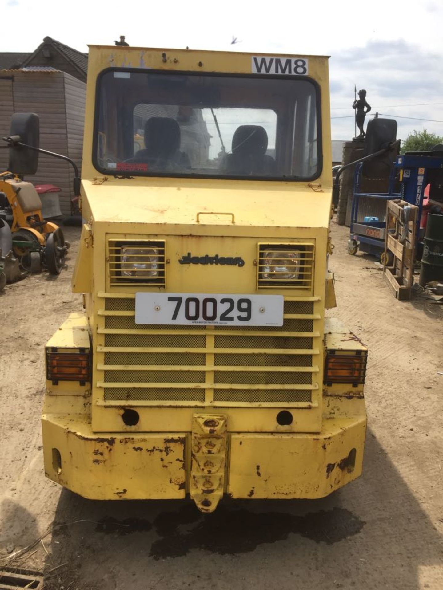 1996 DIESEL 10 TONNE TOW TUG, STARTS AND RUNS *PLUS VAT* - Image 2 of 12