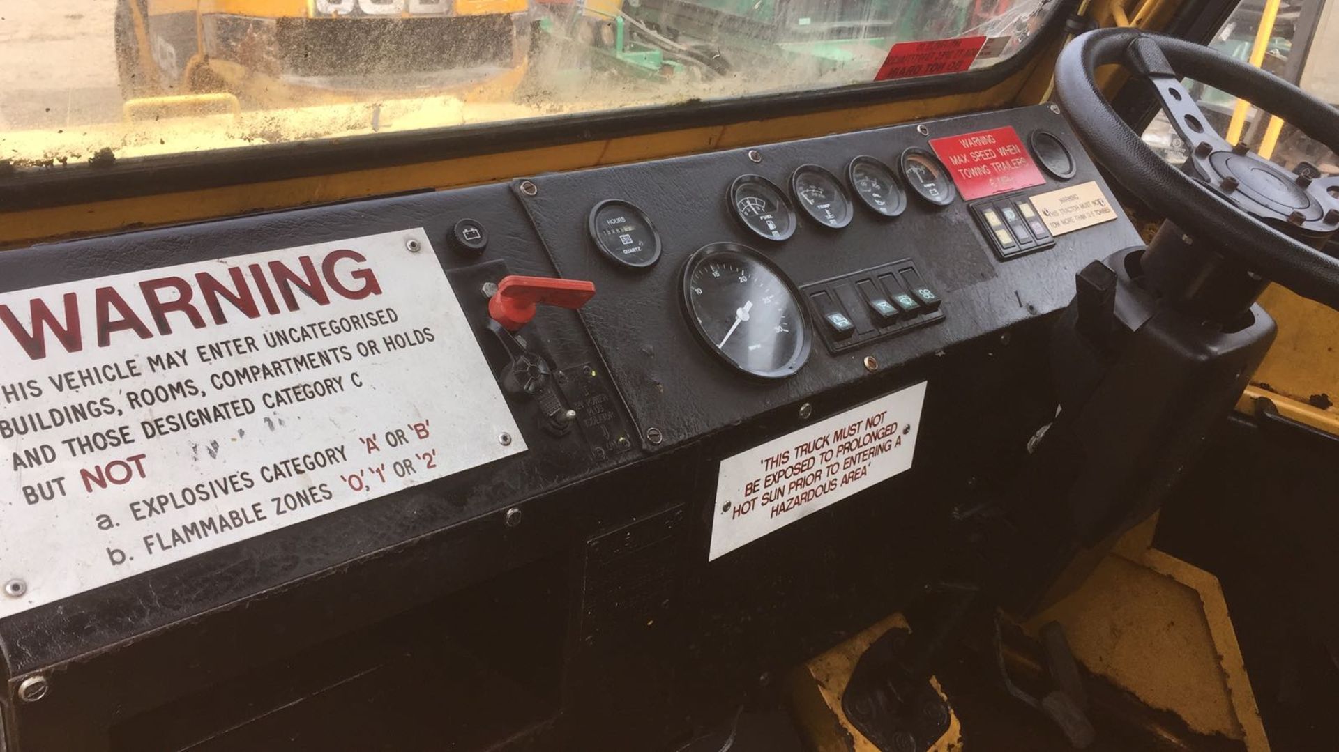 1996 DIESEL 10 TONNE TOW TUG, STARTS AND RUNS *PLUS VAT* - Image 7 of 12