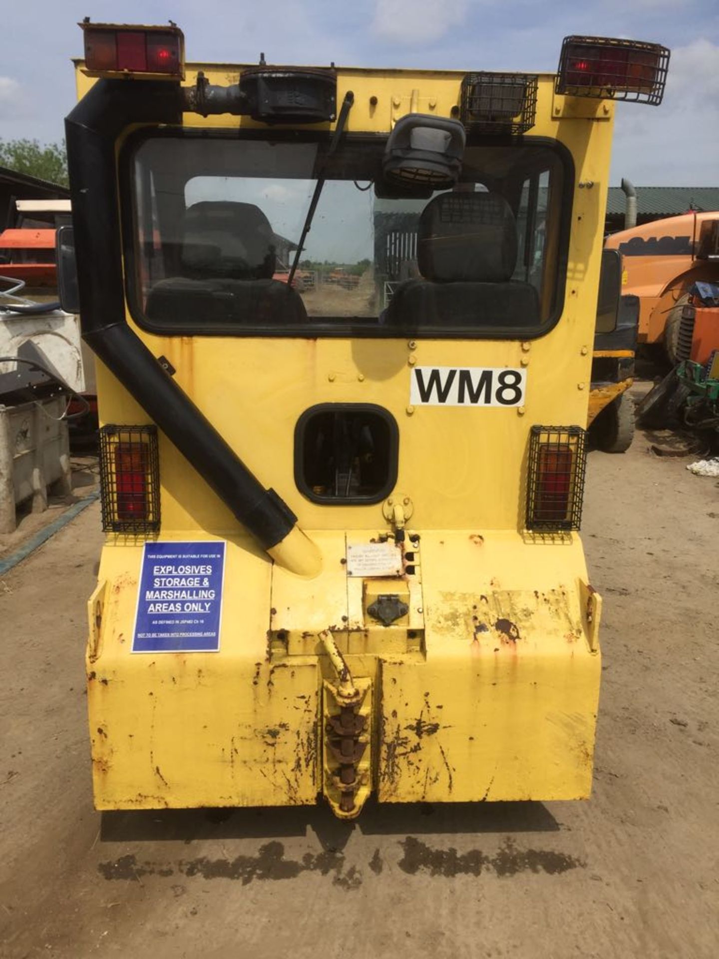 1996 DIESEL 10 TONNE TOW TUG, STARTS AND RUNS *PLUS VAT* - Image 4 of 12