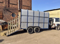 TWIN AXLE CATTLE / HORSE BOX TRAILER, COMES WITH A SPARE WHEEL *NO VAT*