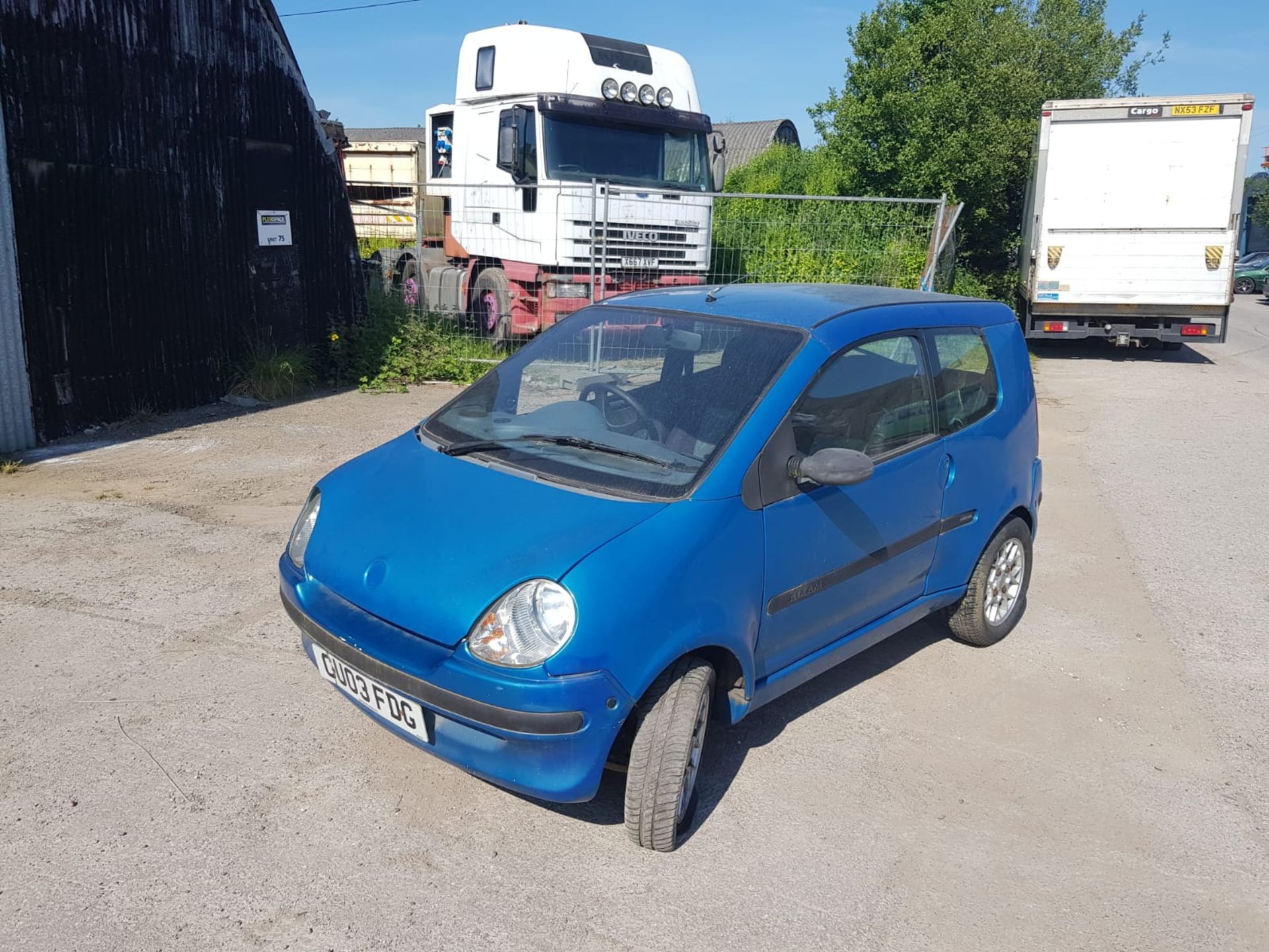 2003/03 REG AIXAM 500 SL AUTOMATIC BLUE DIESEL 3 DOOR HATCHBACK *NO VAT* - Image 2 of 10