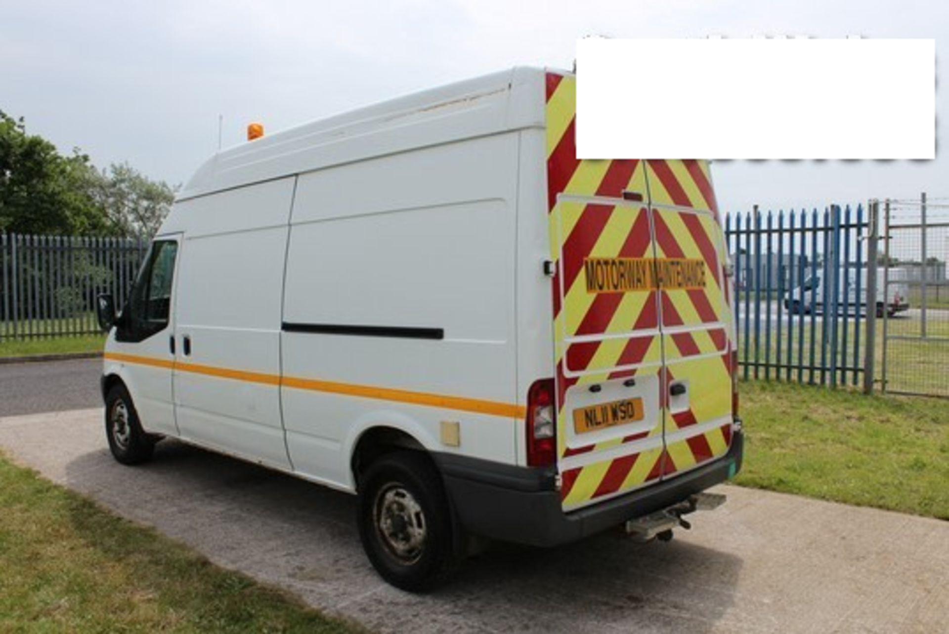 2011 WORKSHOP FORD TRANSIT 100 T350L RWD PANEL VAN, ONE OWNER 240v inverter *PLUS VAT* - Image 3 of 15