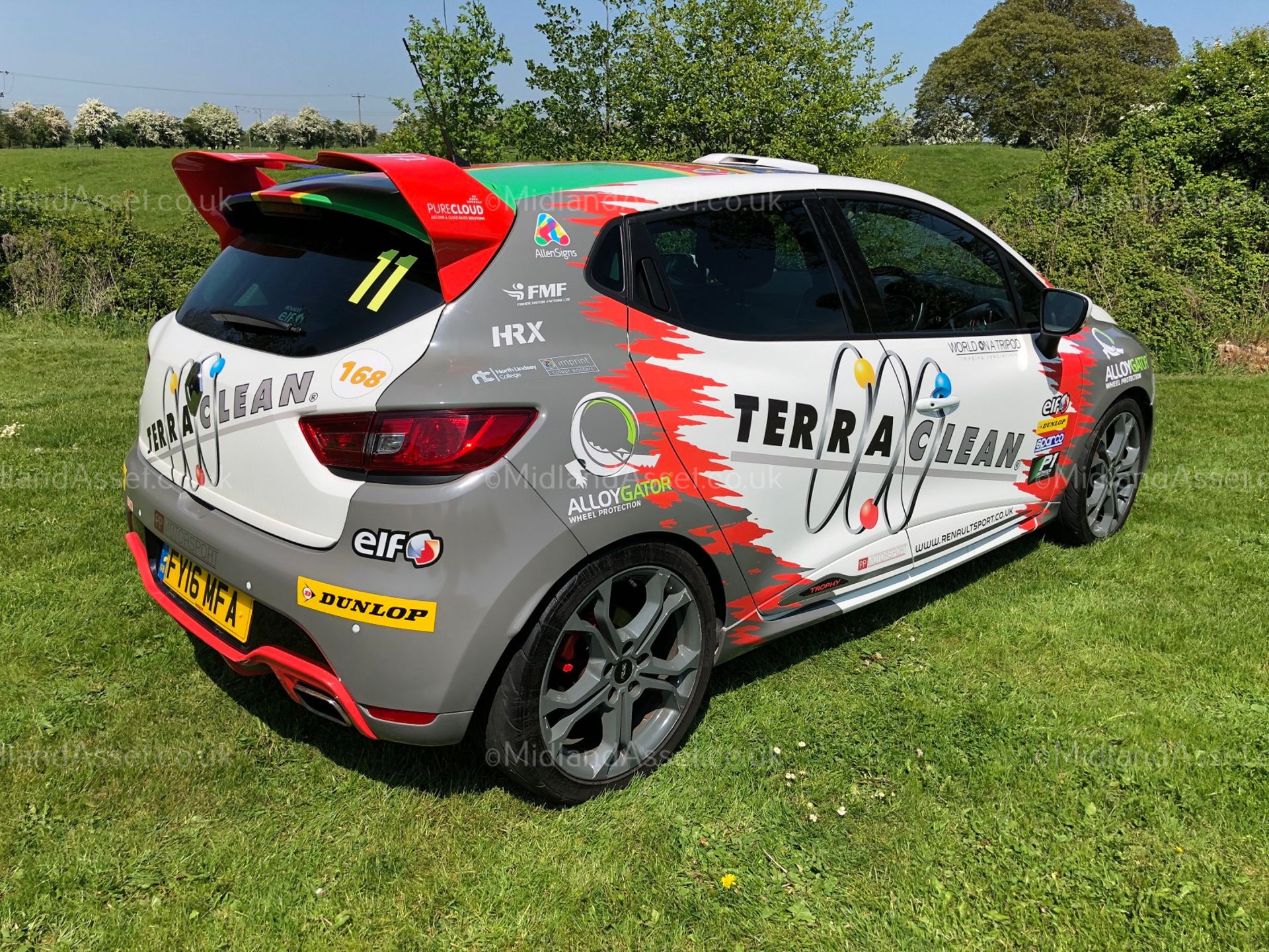 2016/16 REG RENAULT CLIO RS TROPHY 220 BHP, £28,000 when new 2 YEAR WARRANTY! UNDER 12K MILES! - Image 12 of 28