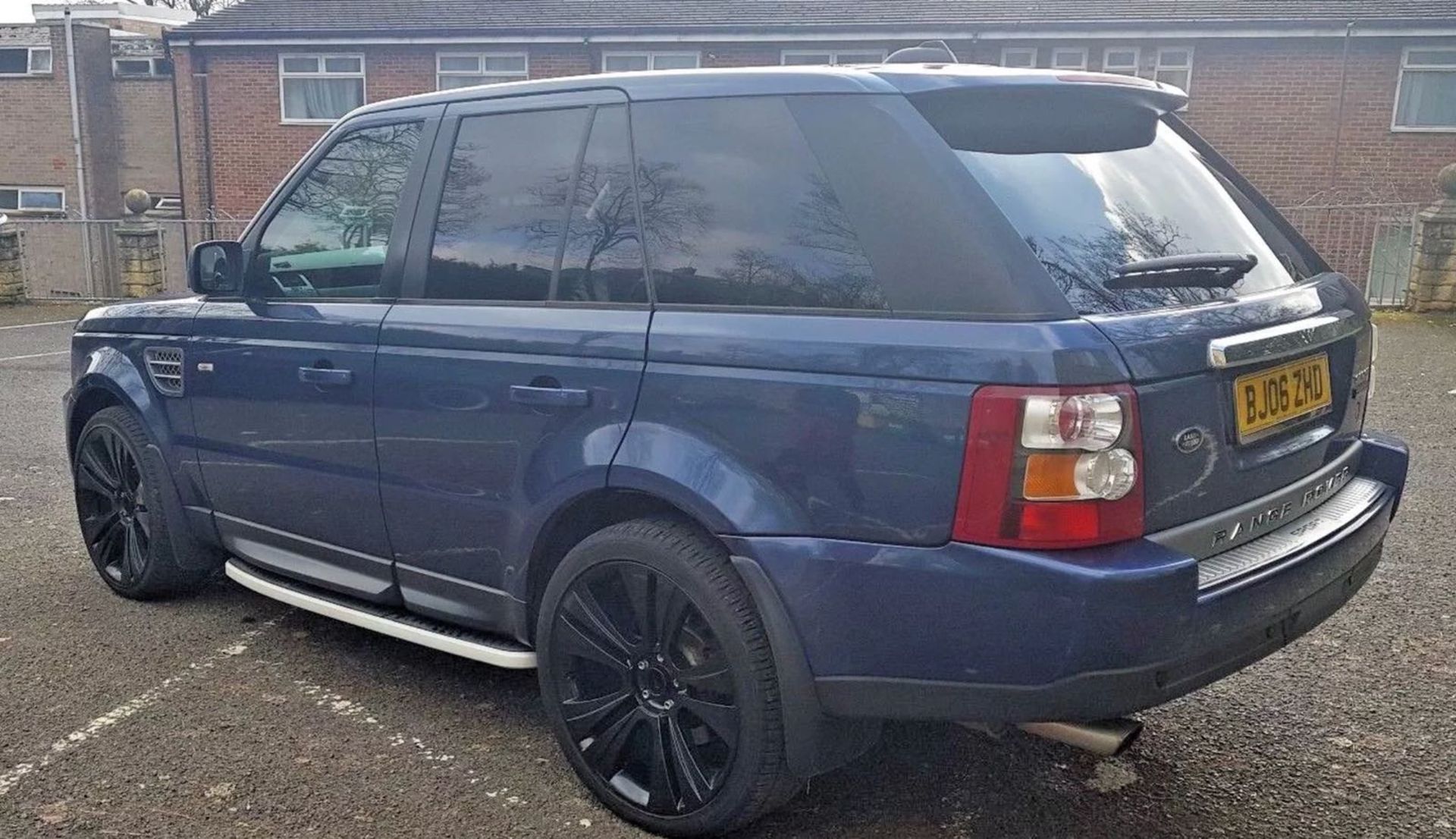 2006/06 REG LAND ROVER RANGE ROVER SPORT V8 SUPER CHARGED STD AUTOMATIC - Image 2 of 4