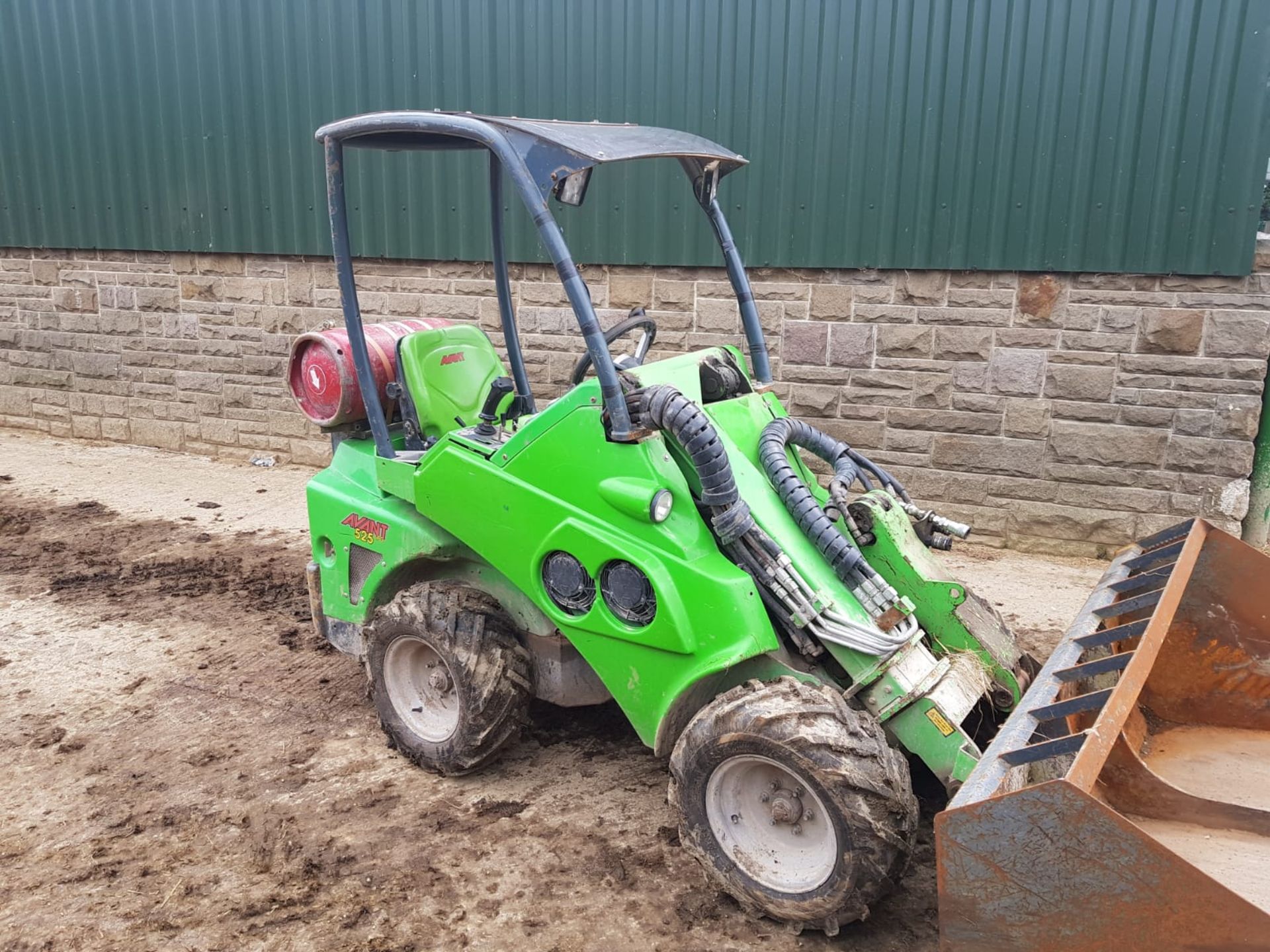 2011 AVANT 525 LPG MINI LOADER *PLUS VAT*