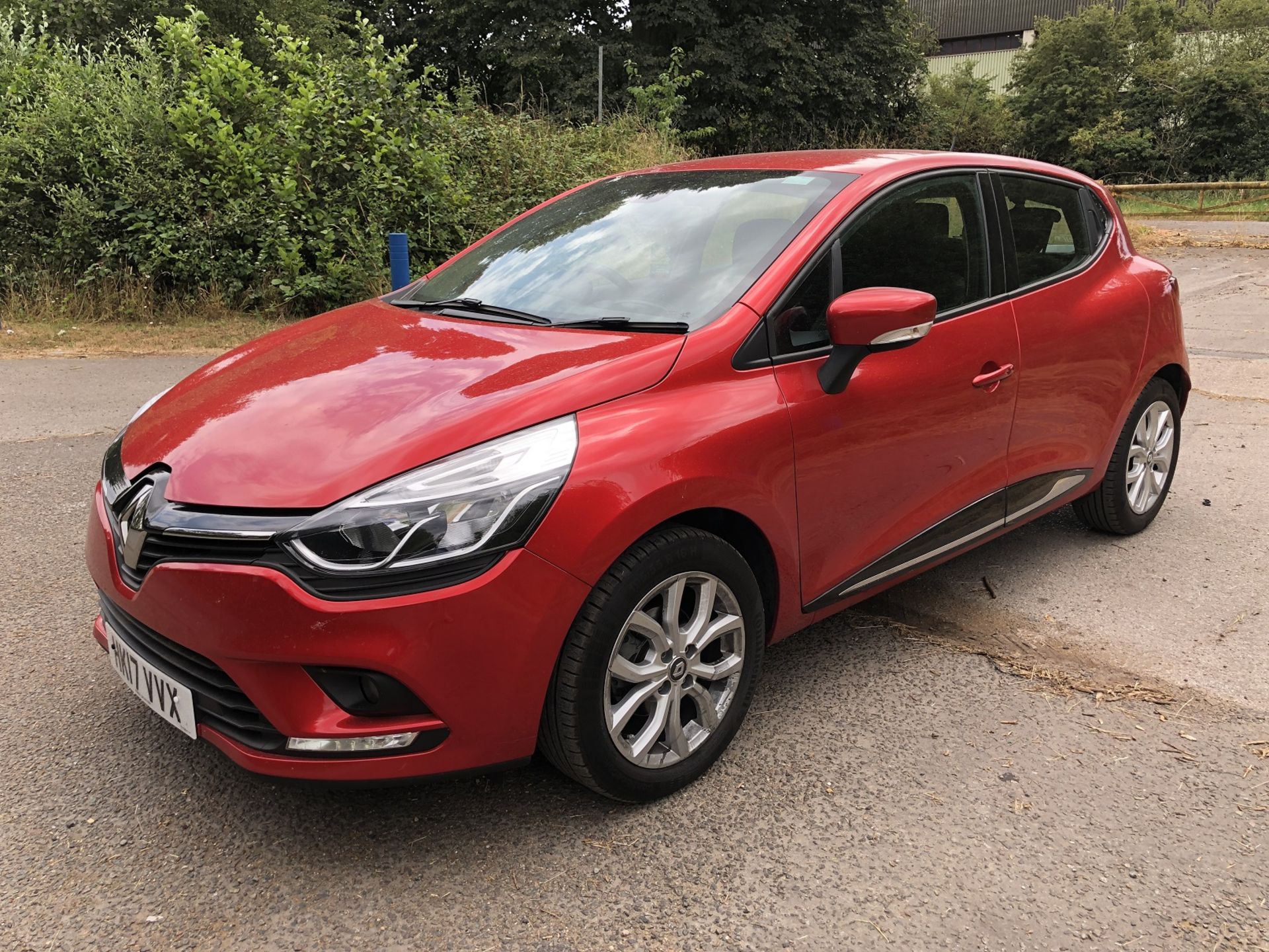 2017/17 REG RENAULT CLIO DYNAMIQUE NAV RED 1.2 PETROL 5 DOOR HATCHBACK *NO VAT* - Image 3 of 23