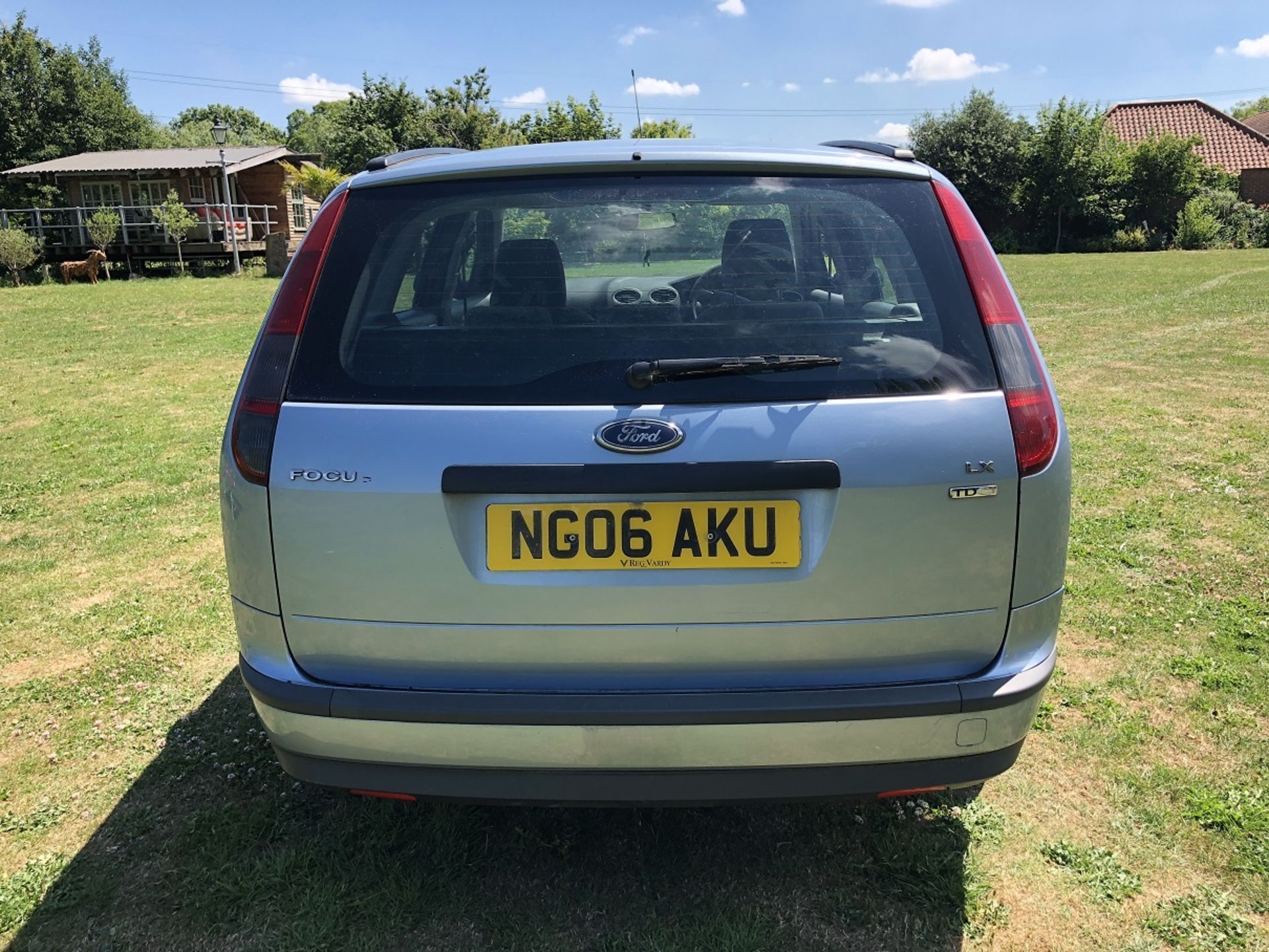 2006/06 REG FORD FOCUS LX TDCI 90, SHOWING 2 FORMER KEEPERS - Image 5 of 18