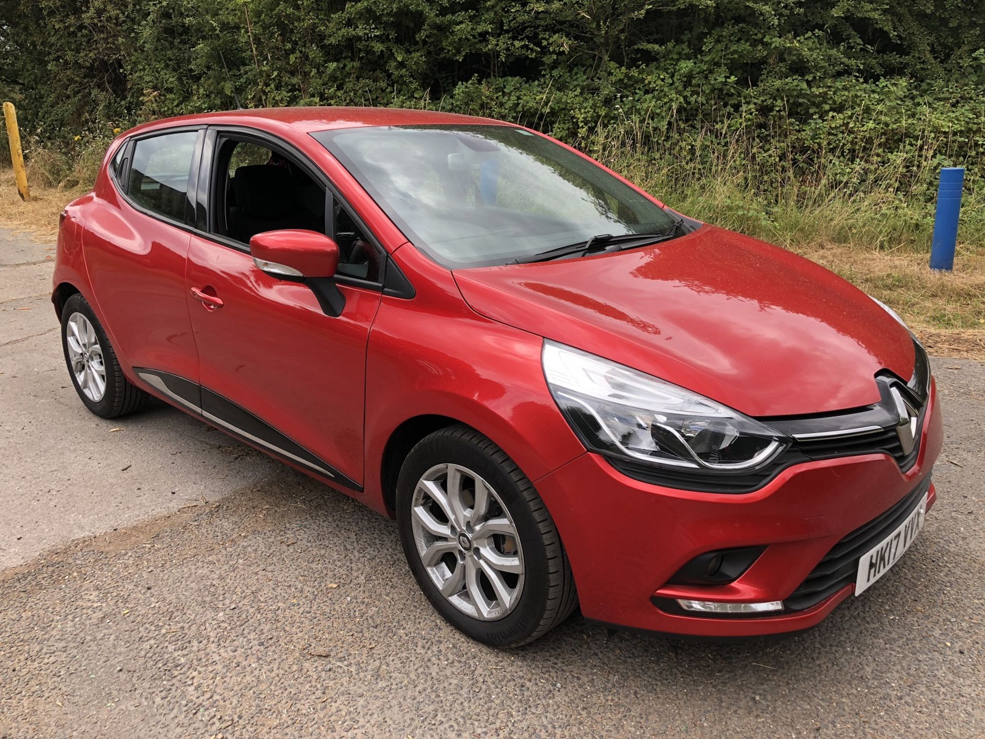 2017/17 REG RENAULT CLIO DYNAMIQUE NAV RED 1.2 PETROL 5 DOOR HATCHBACK *NO VAT*