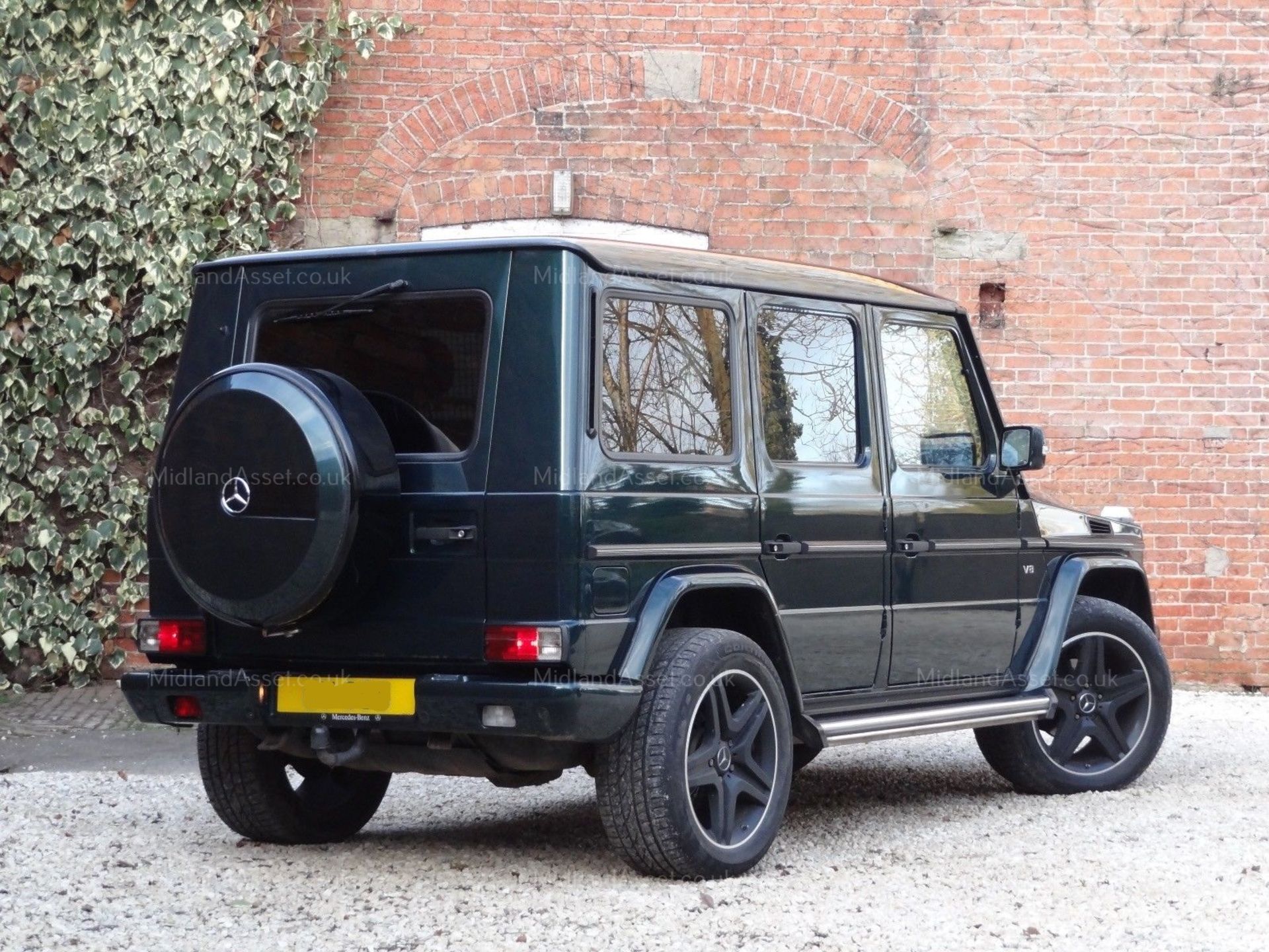 2004 MERCEDES-BENZ G WAGON G400 AMG LINE LIGHT 4X4 UTILITY, SHOWING 0 FORMER KEEPERS - Image 4 of 16