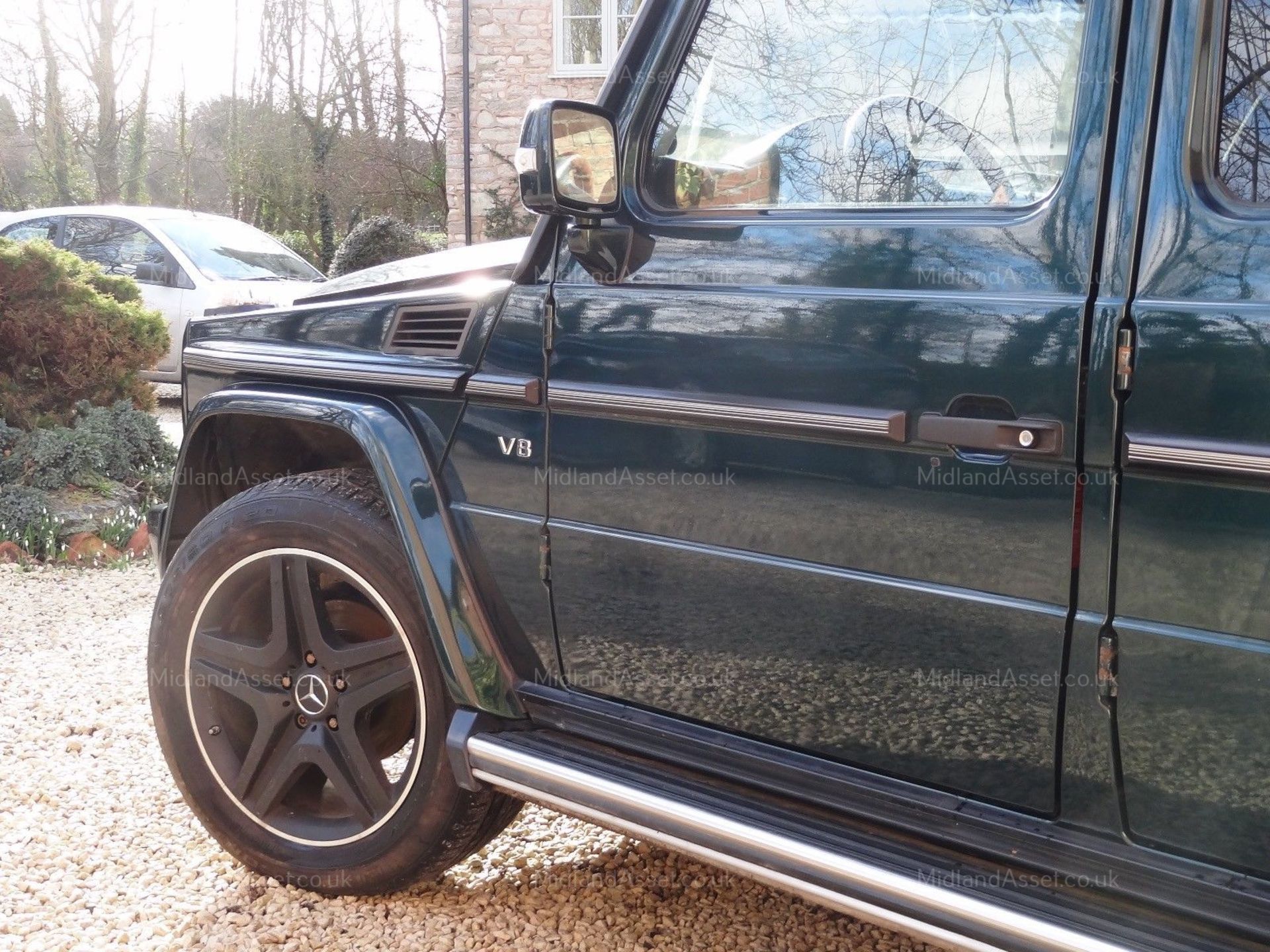 2004 MERCEDES-BENZ G WAGON G400 AMG LINE LIGHT 4X4 UTILITY, SHOWING 0 FORMER KEEPERS - Image 6 of 16