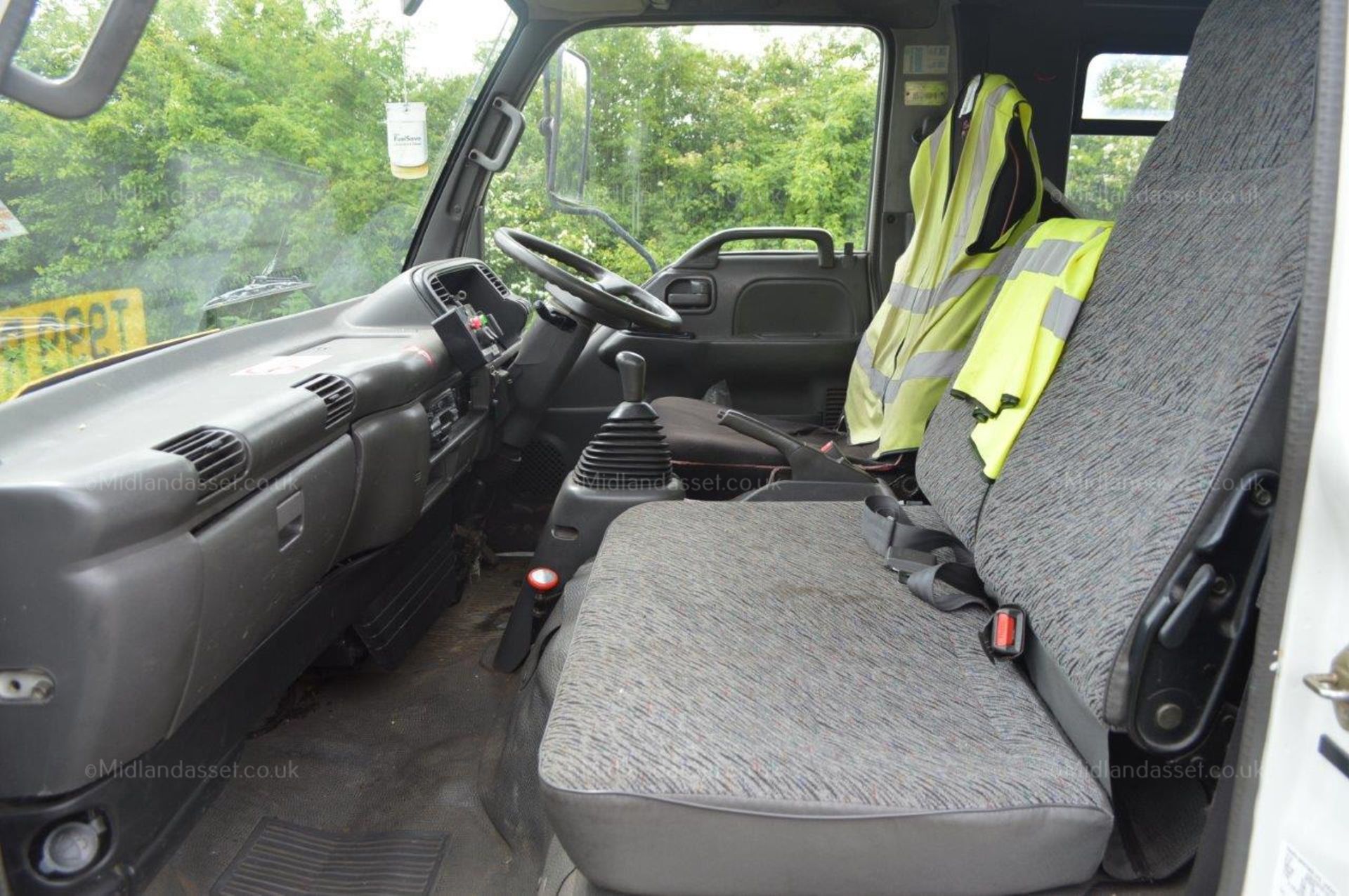 1999 ISUZU NKR 69 EA 7.5 TONNE TILT AND SLIDE RECOVERY TRUCK WITH SPEC LIFT *PLUS VAT* - Image 10 of 24