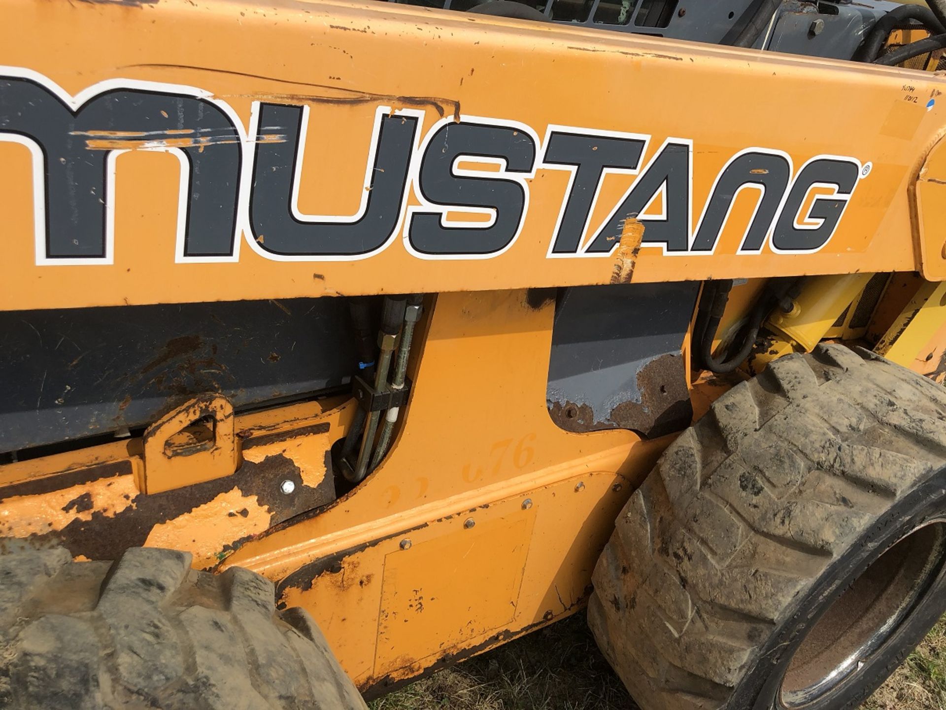 2005 MUSTANG 2107 SKID STEER LOADER WITH FULL ENCLOSED CAB, START, RUNS AND LIFTS *PLUS VAT* - Image 11 of 14