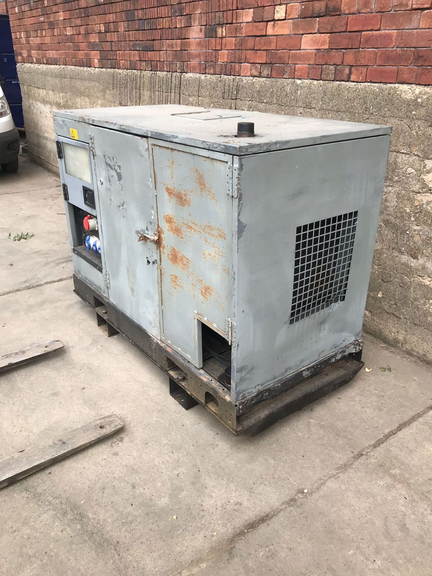 ATLAS COP CO 30 KVA GENERATOR *PLUS VAT* - Image 9 of 11