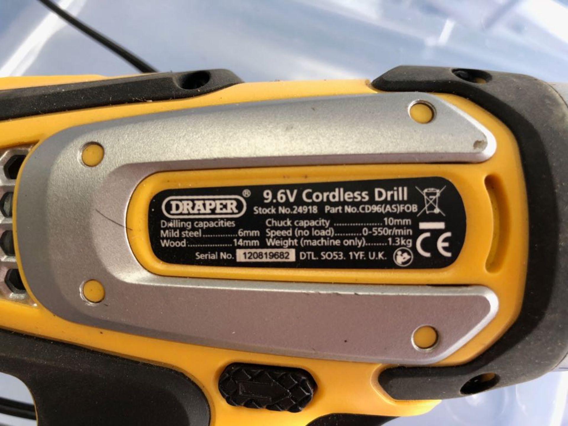 DRAPER 9.6V DRILL C/W 240V CHARGER IN EXCELLENT WORKING ORDER, GOOD BATTERY, GOOD CONDITION - Image 3 of 5