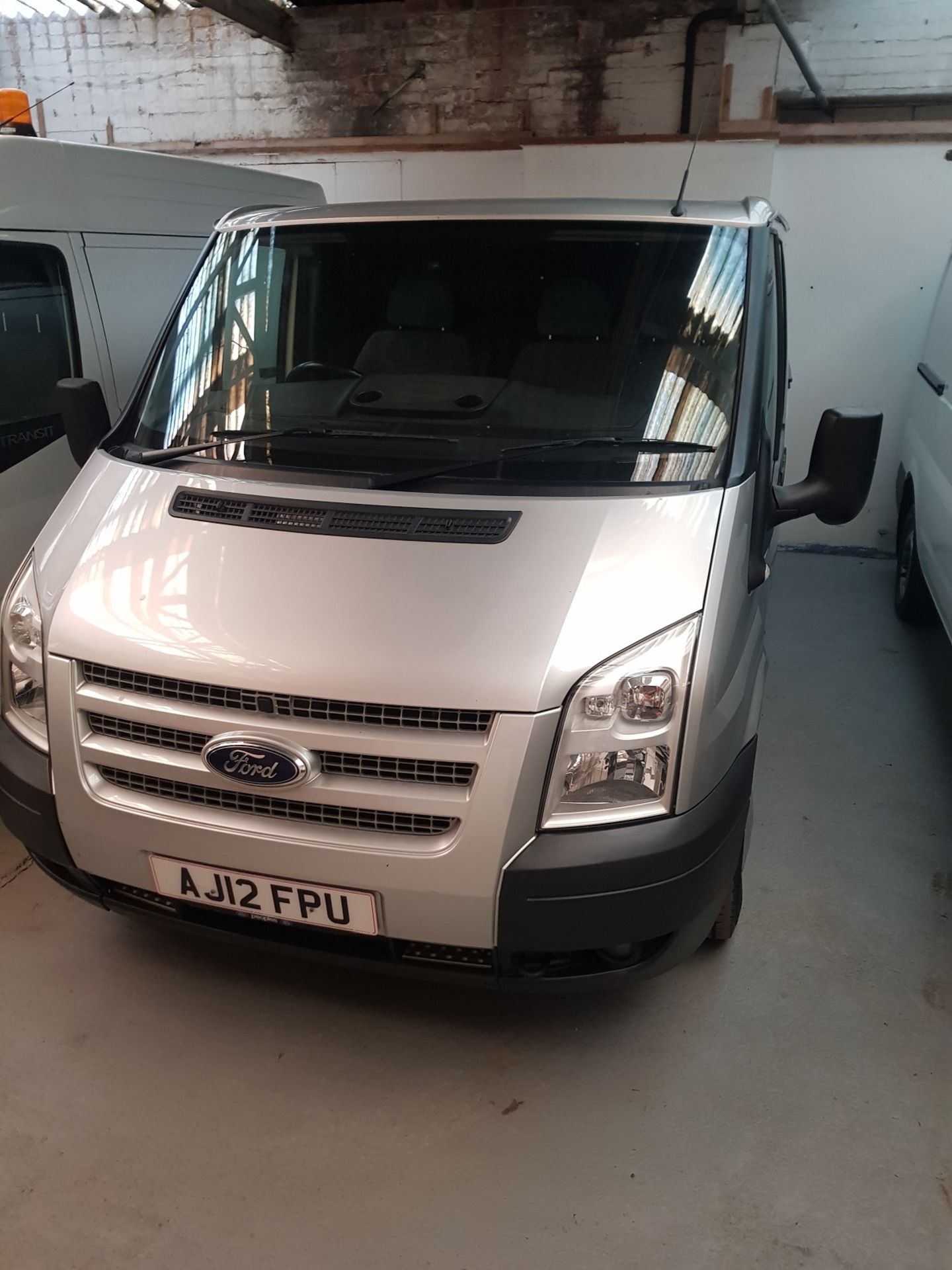 2012/12 REG FORD TRANSIT 100 T280 TREND FW 2.2 DIESEL PANEL VAN, SHOWING 1 FORMER KEEPER *PLUS VAT* - Image 2 of 9