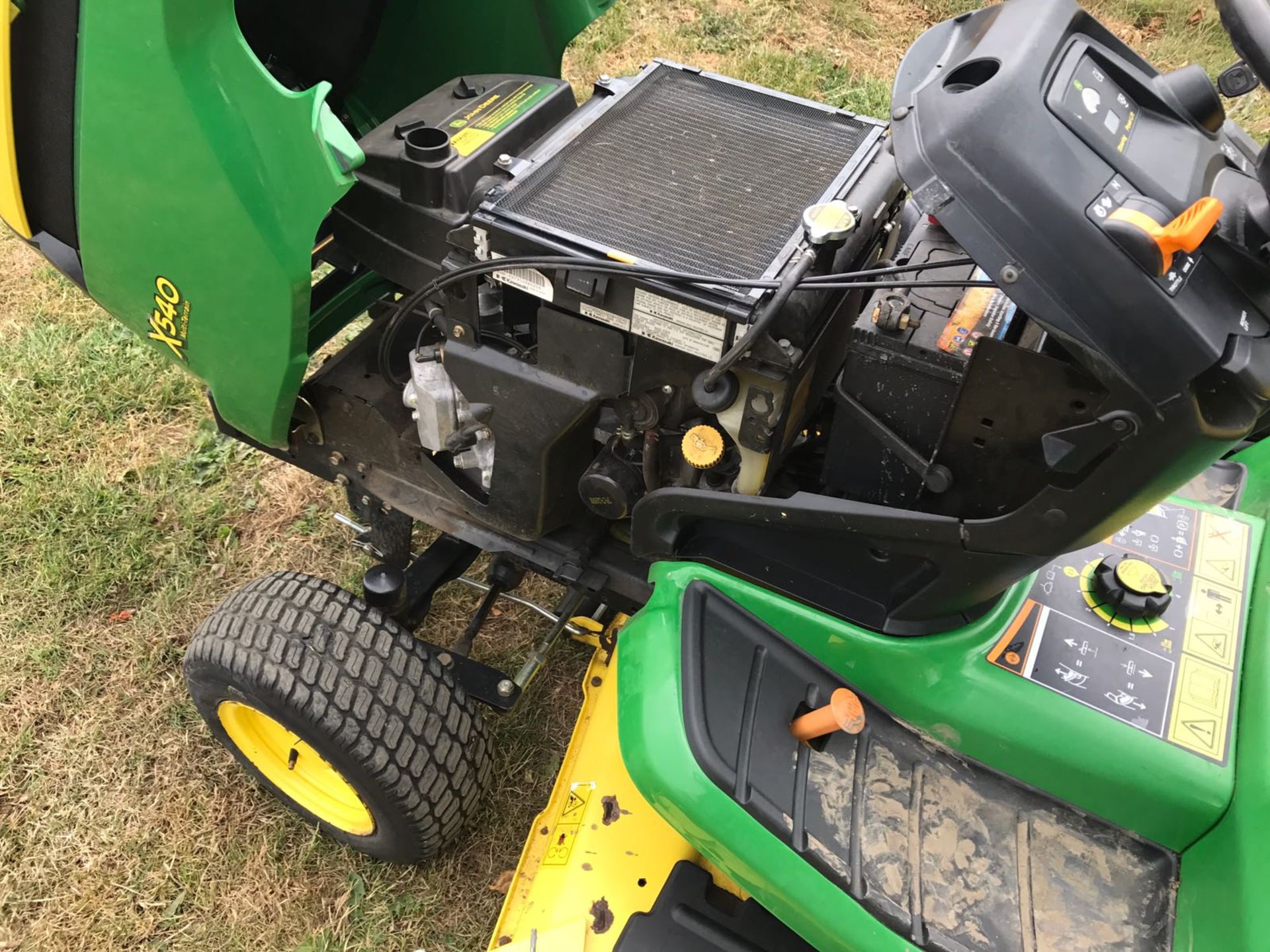 2009 JOHN DEERE X540 MULTI TERRAIN RIDE ON MOWER, C/W 54" CUTTING DECK *PLUS VAT* - Image 6 of 10