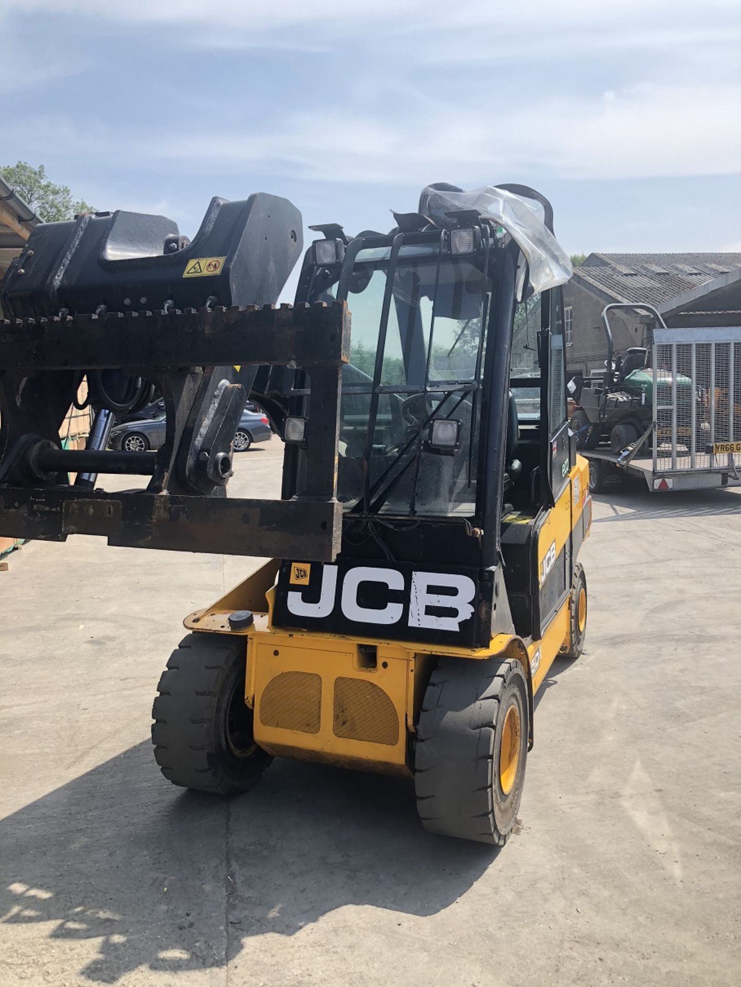 JCB TELETRUK WASTEMASTER 35D, DIESEL, 3.5 TONNE, 2 WHEEL DRIVE, YEAR 2014 *PLUS VAT* - Image 4 of 6