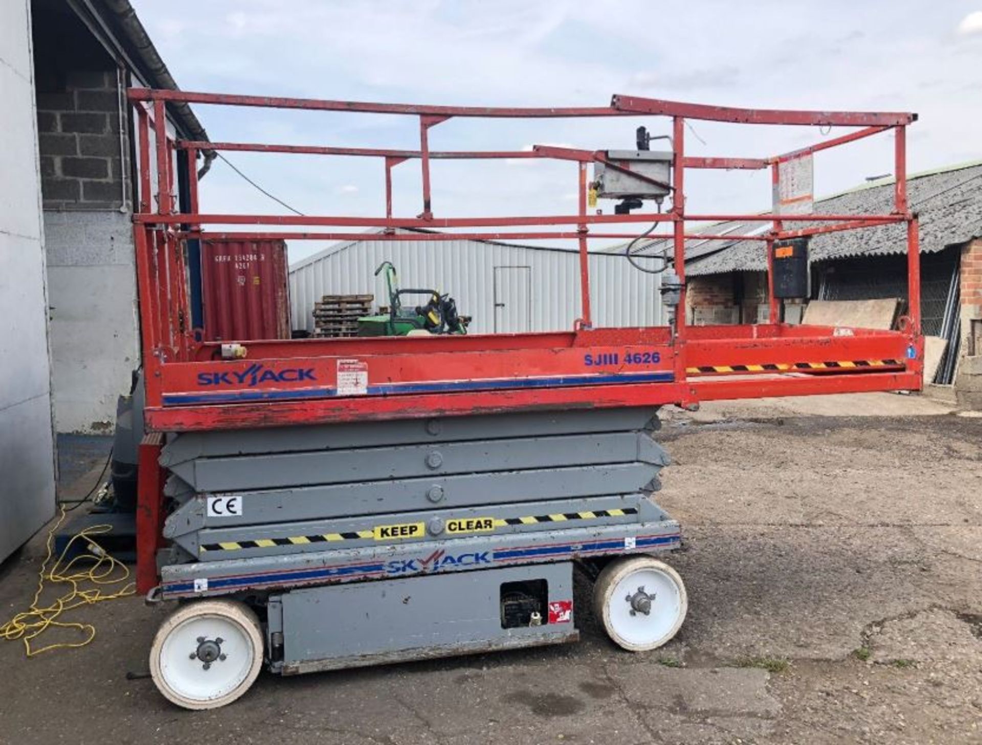 ACCESS PLATFORM SKYJACK SCISSOR LIFT MODEL:SJ111 4626, 26' (7.9M) YEAR 2008 *PLUS VAT* - Image 2 of 3