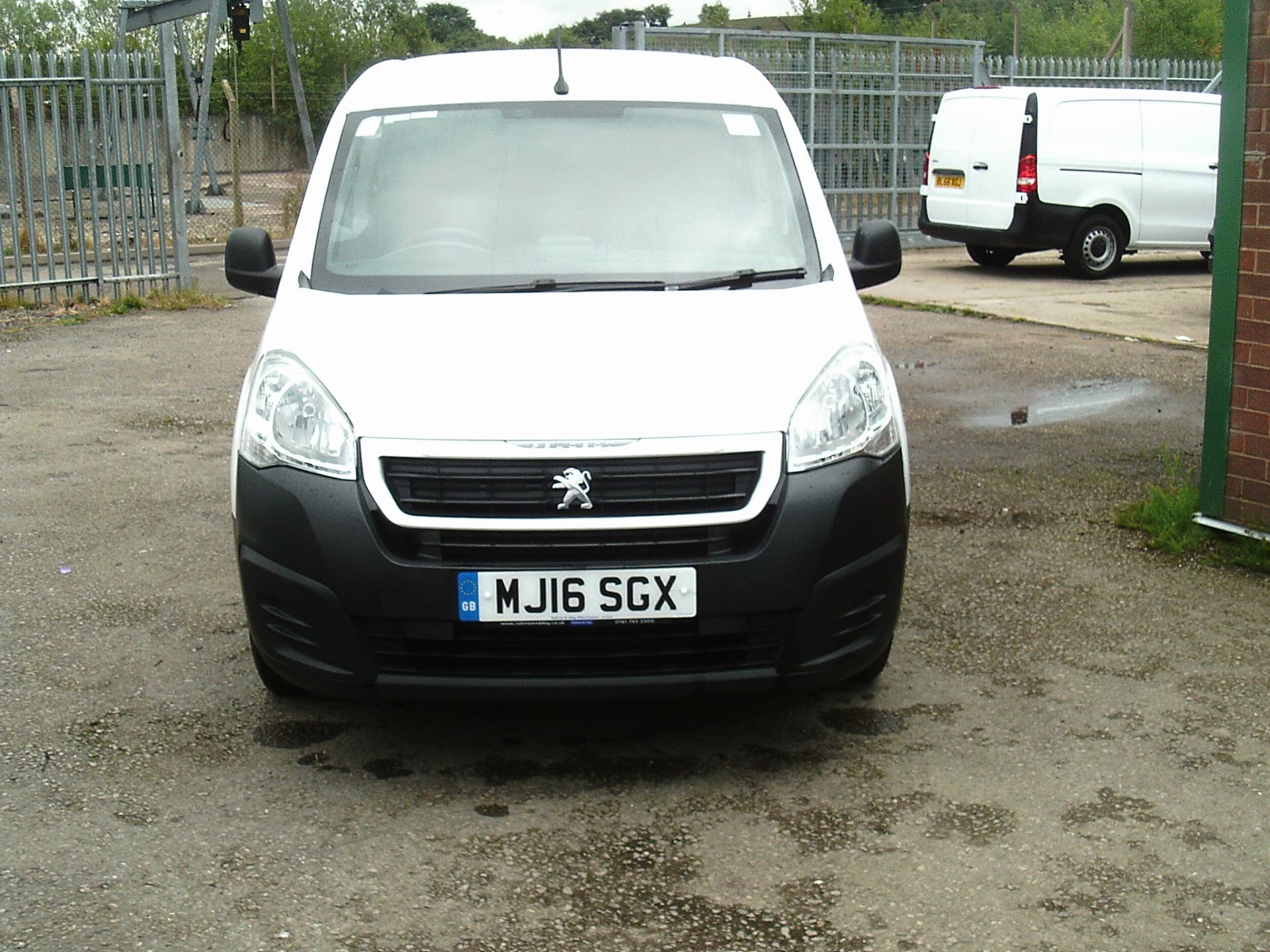 2016/16 REG PEUGEOT PARTNER 850 PROFESSIONAL 1.6 HDI DIESEL PANEL VAN, SHOWING 0 FORMER KEEPERS - Image 2 of 13