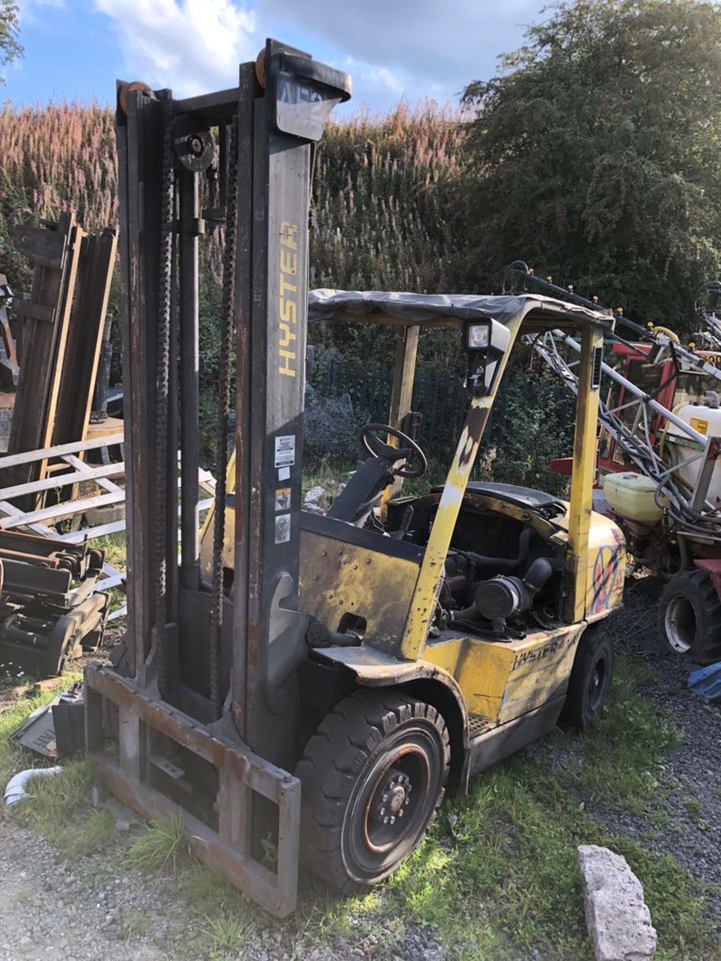 HYSTER 4 TONNE FORKLIFT SELLING AS SPARES / REPAIRS *PLUS VAT* - Image 5 of 7