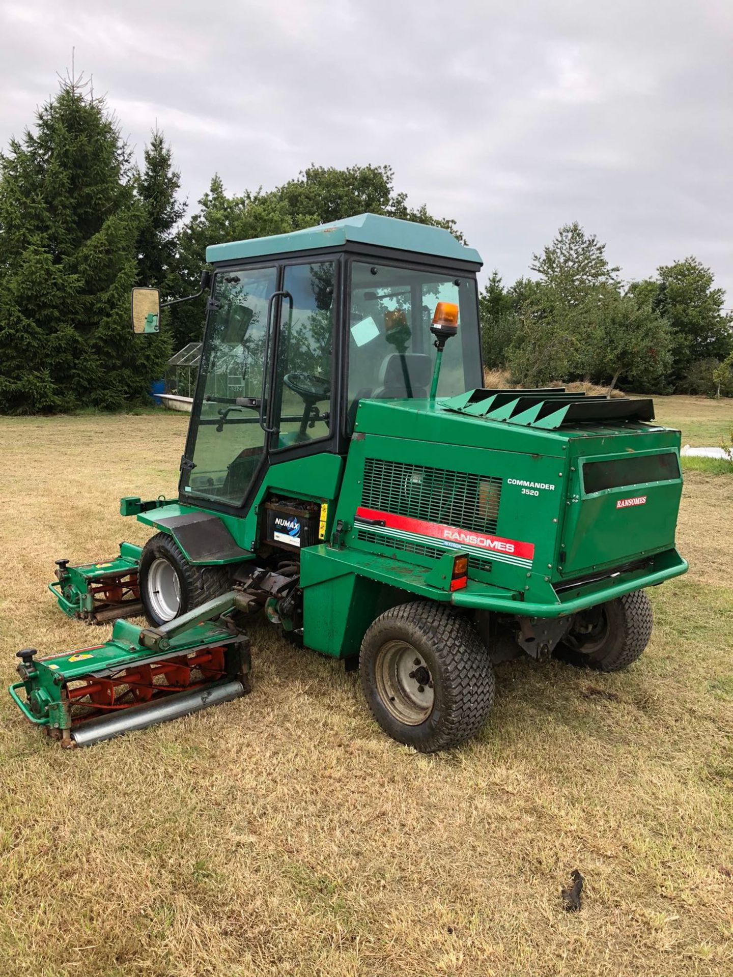 RANSOMES COMMANDER 3520 CYLINDER MOWER, FULL GLASS CAB *PLUS VAT* - Image 7 of 15