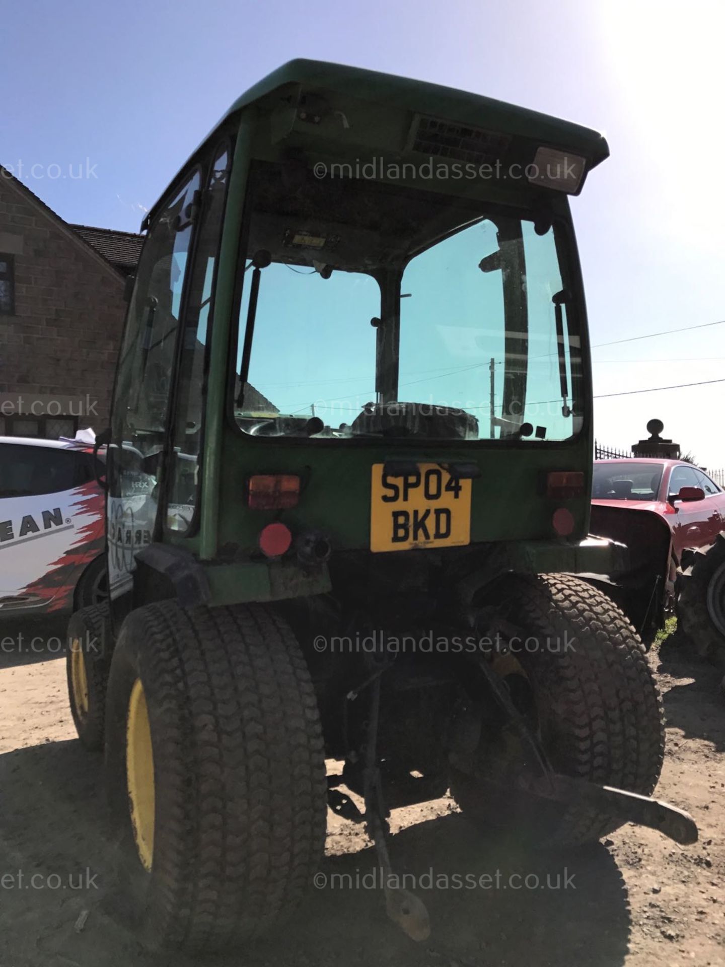 2004 JOHN DEERE 4110 HST TRACTOR - Image 2 of 3